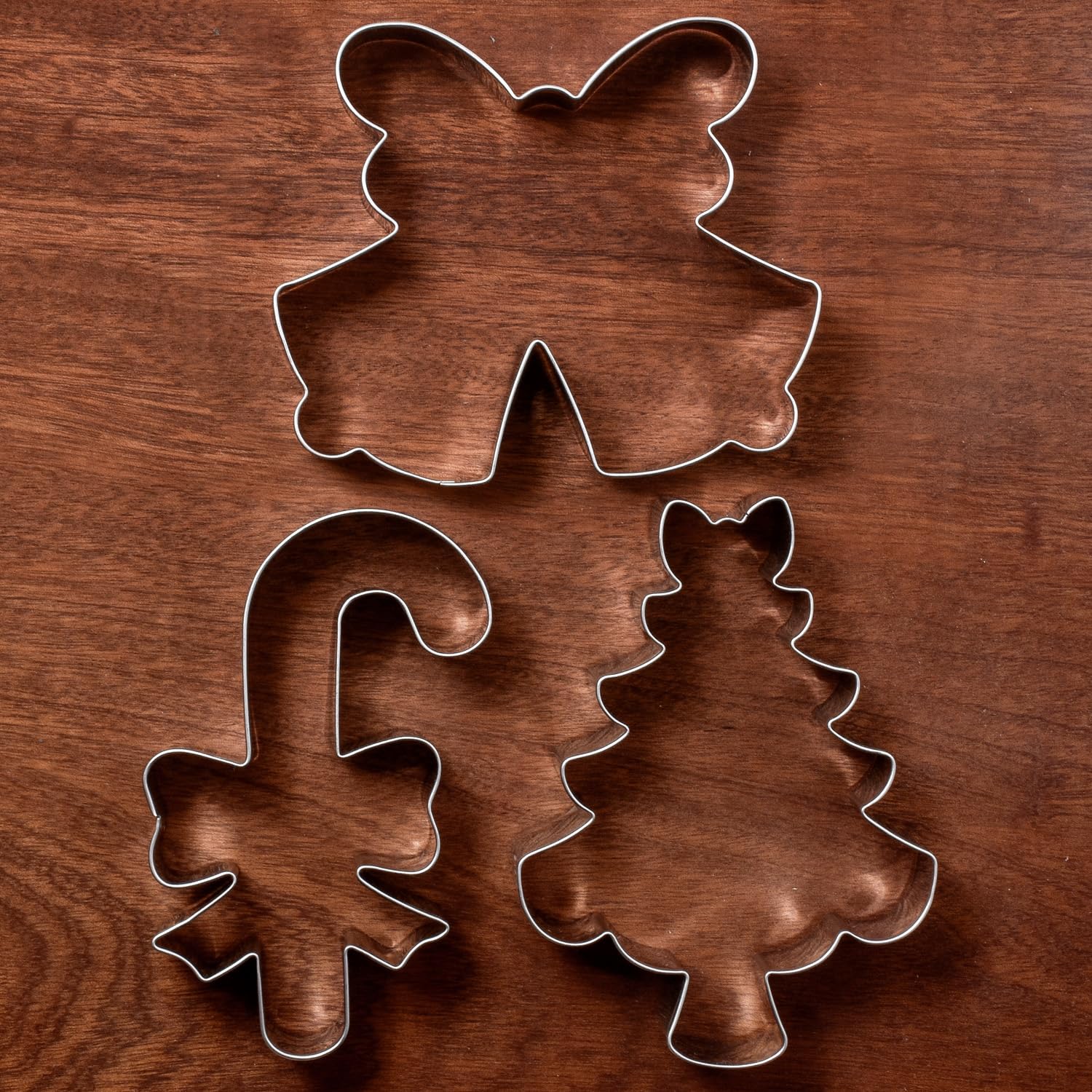 LILIAO Christmas Cute Cookie Cutter Set - 3 Piece - Candy Cane with Bow  Christmas Tree with Bow and Double Bell with Bow/Ribbon Fondant Biscuit Cutters - Stainless Steel