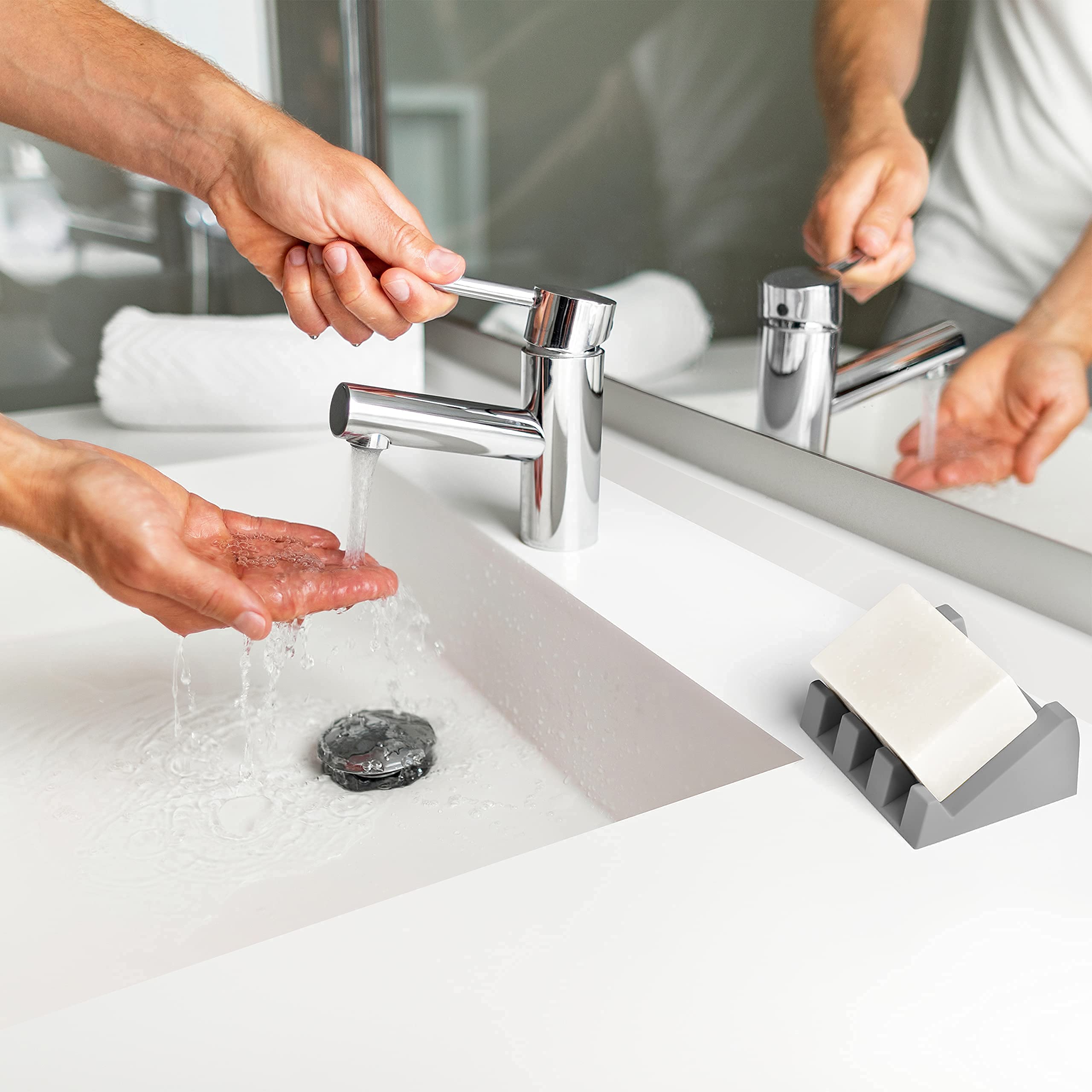 Isoapstone Silicone Soap Dish Self Draining Shower Waterfall Bar Holder Tray With Drain Saver For Kitchen Bathroom Accessories S