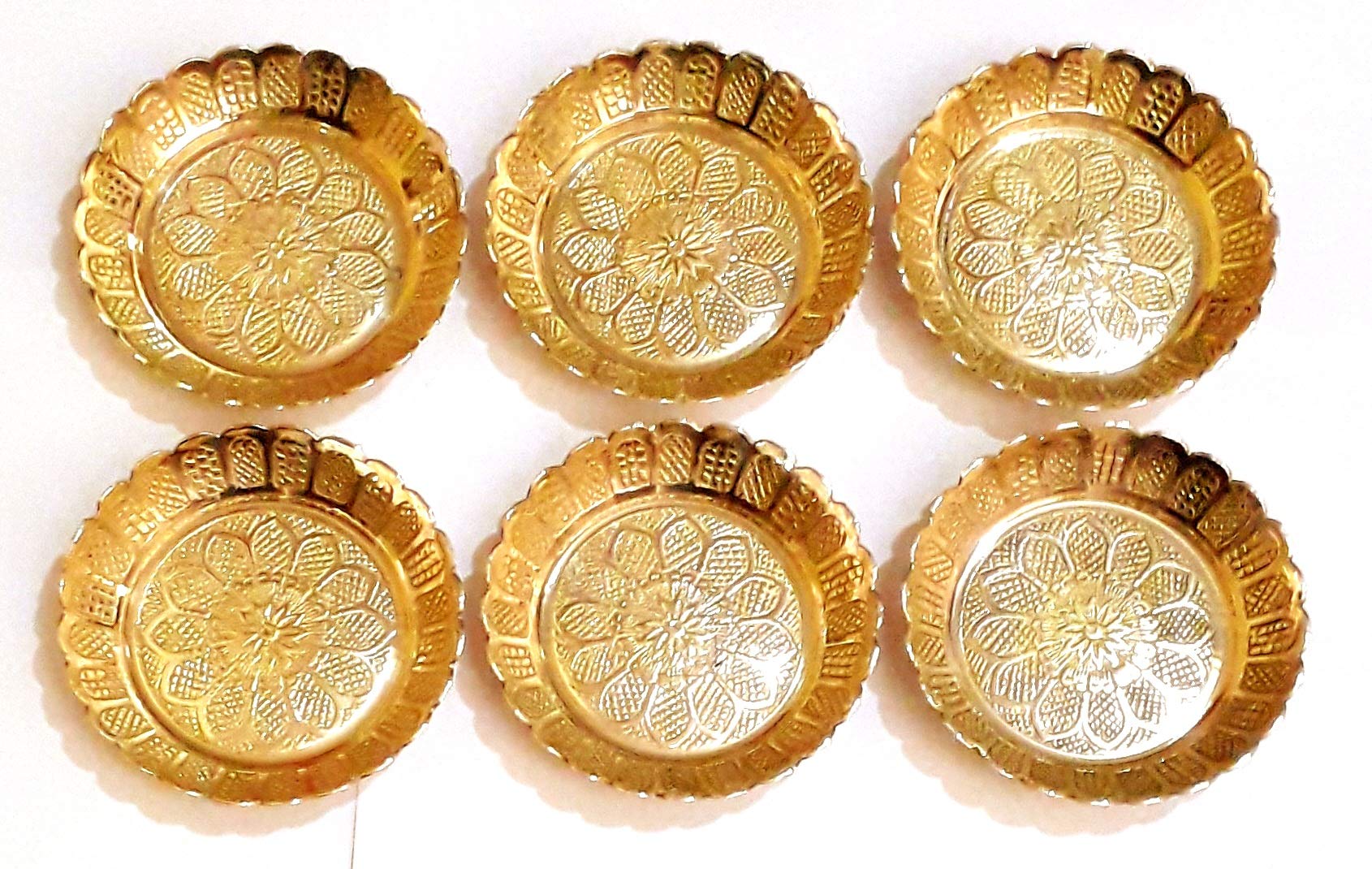 S.S TRADERS Small Size Pure Yellow Brass Plate for Puja/Diwali/Bhog Thali with Beautiful Flower Embossed Design (Size 3.6 inch)