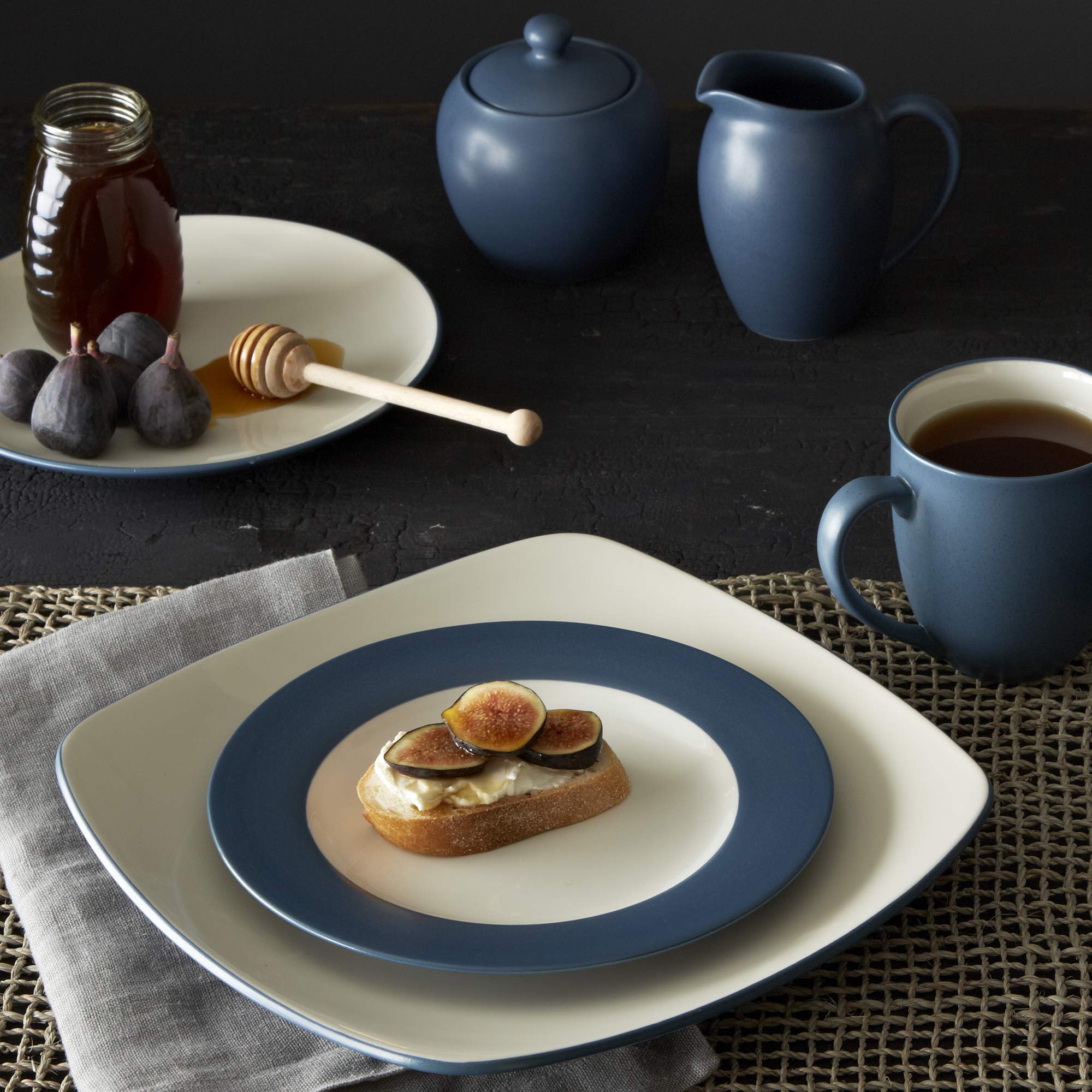 Noritake 4-Piece colorwave Square Place Setting, Blue