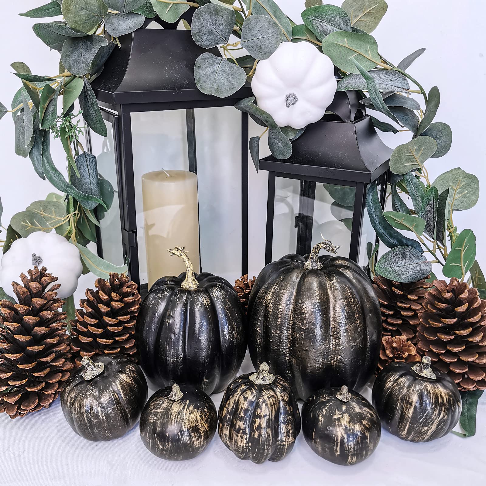 Winlyn 7 Pcs Assorted Artificial Gold Brush Black Pumpkins Rustic Decorative Halloween Faux Foam Pumpkins for Fall Halloween Tha