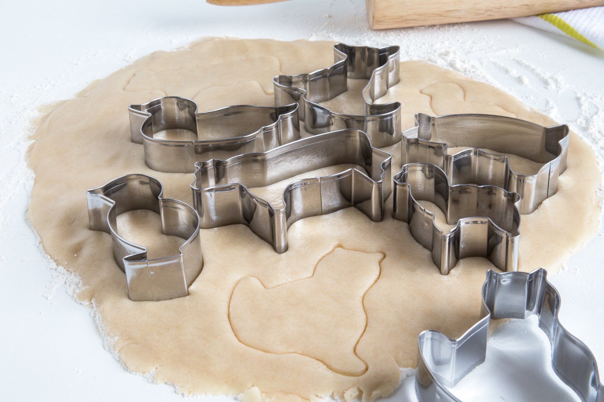 Fox Run Set Cookie Cutters, Set Of 7, Standard, Farm Animals, Silver