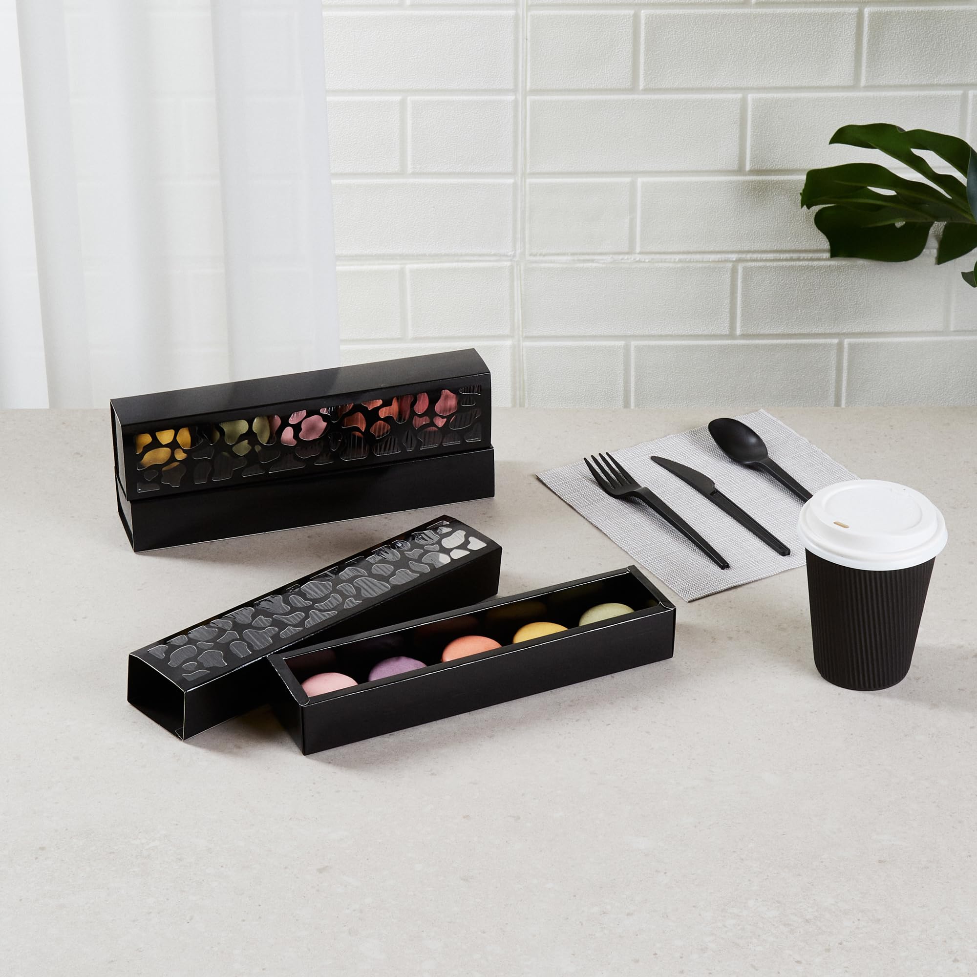 Restaurantware Valentino 12 Inch Macaron Boxes 100 Macaron Packaging - Holds 5 Macarons With Lids Black Paper Macaron Gift Boxes