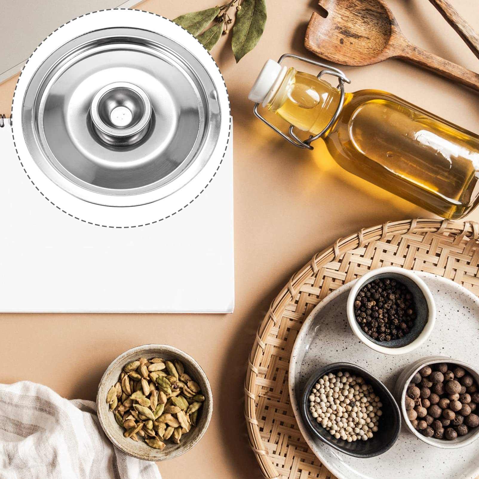 1Pc Stainless Steel Cylinder Head Kitchen Gadget Sturdy Seasoning Pot Cover Seasoning Pot Lid Cup Cover Stainless Steel Seasonin