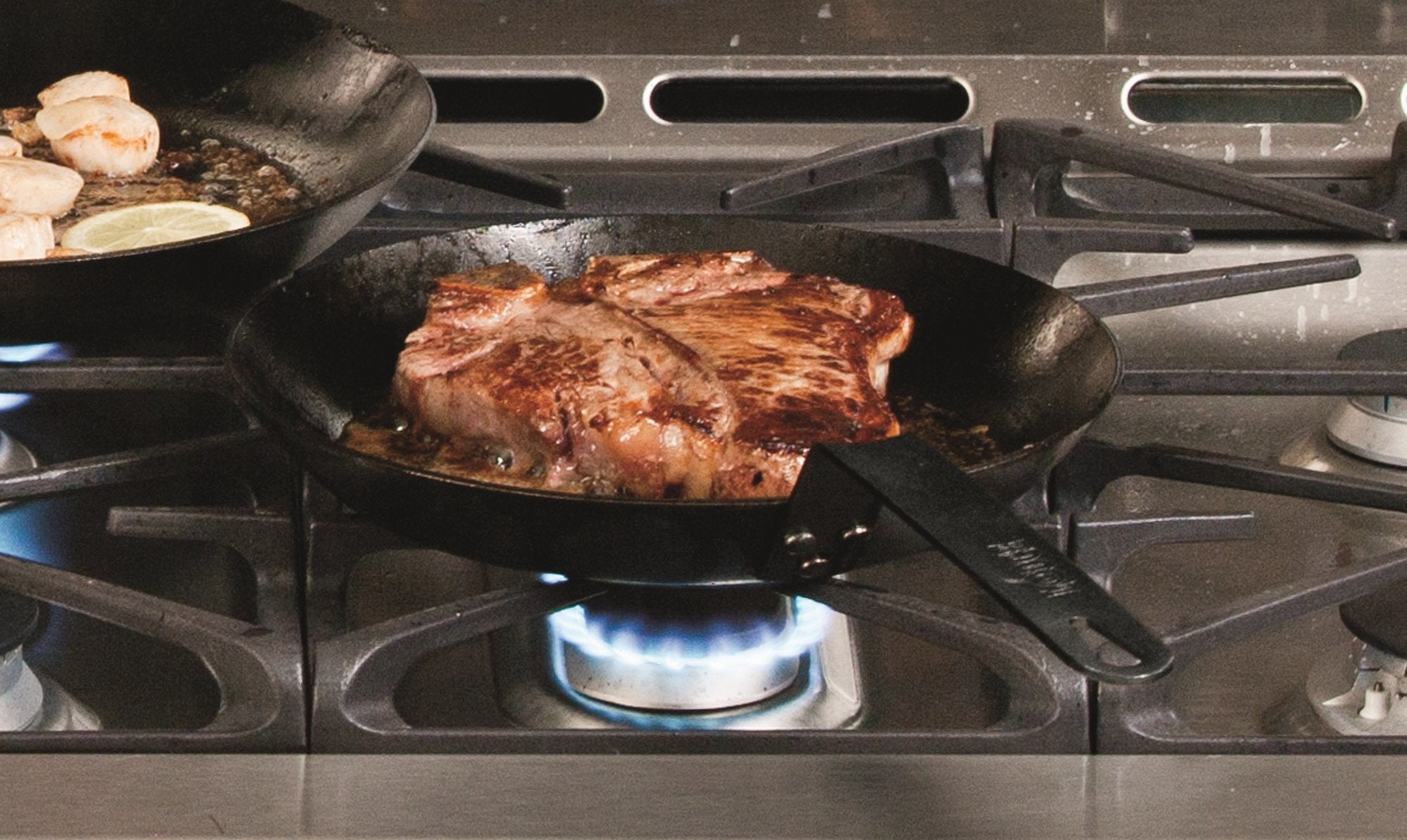 Lodge Carbon Steel Skillet, Pre-Seasoned, 10-Inch , Black