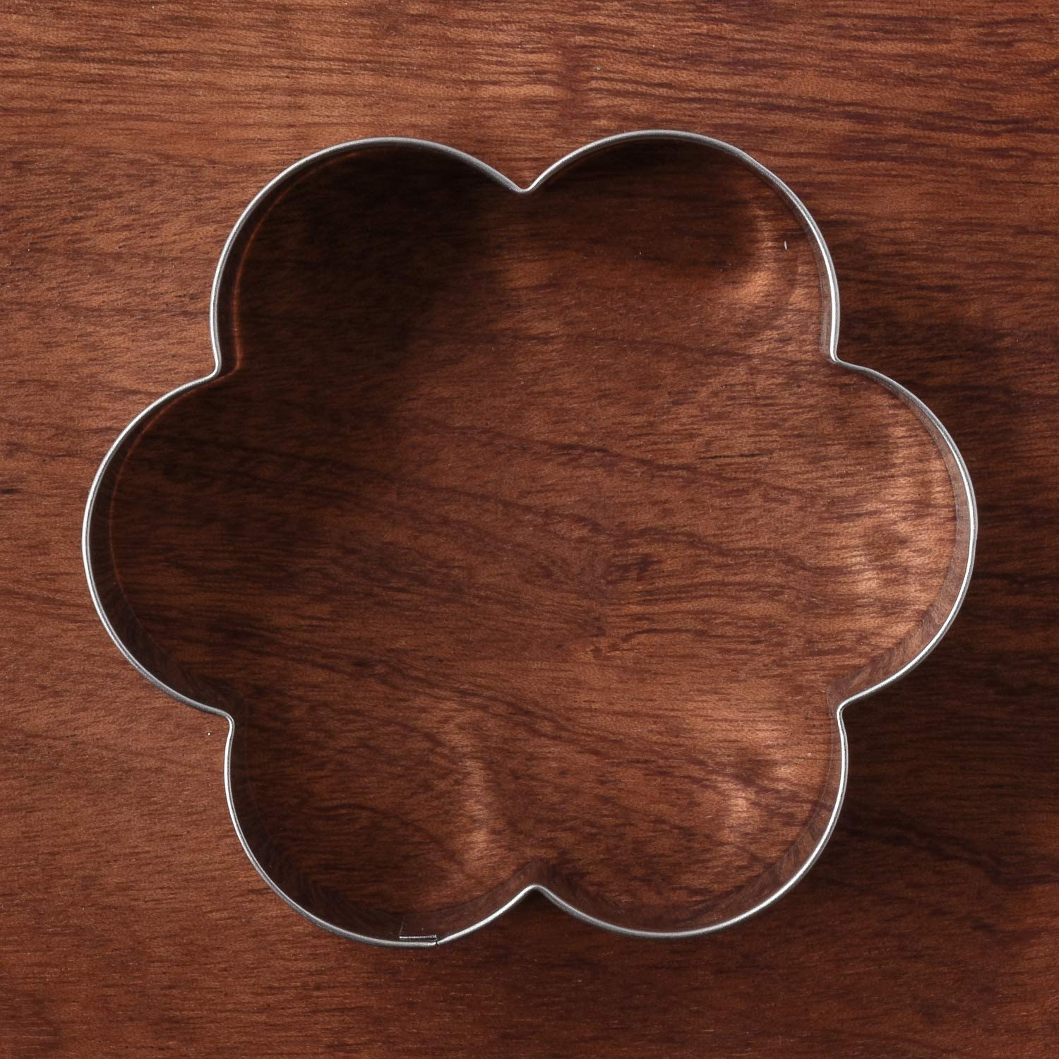 Liliao Flower Cookie Cutters - 3 Various Size - Large: 3.7 Inches, Medium: 3.3 Inches And Small: 2.6 Inches - Stainless Steel