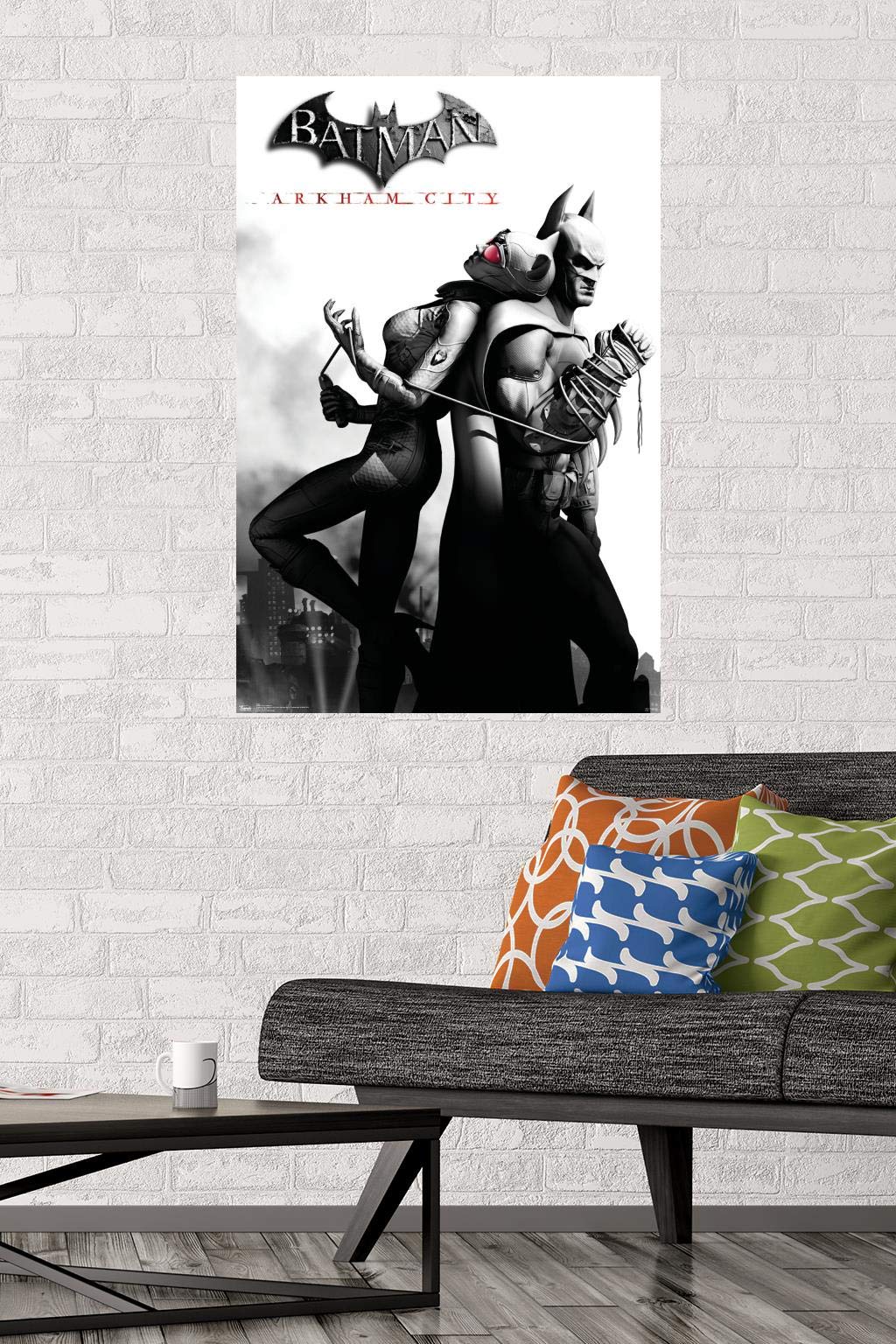 Trends International Dc Comics Video Game - Arkham City - Catwoman Wall Poster, 22.375'' X 34'', Premium Poster & Mount Bundle