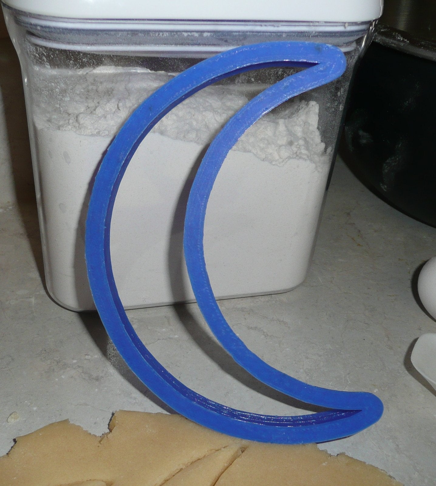 Moon Astronomy Special Occasion Cookie Cutter Made In Usa Pr250 (Large Size: 4 3/4'' X 6'' X 1/2'')