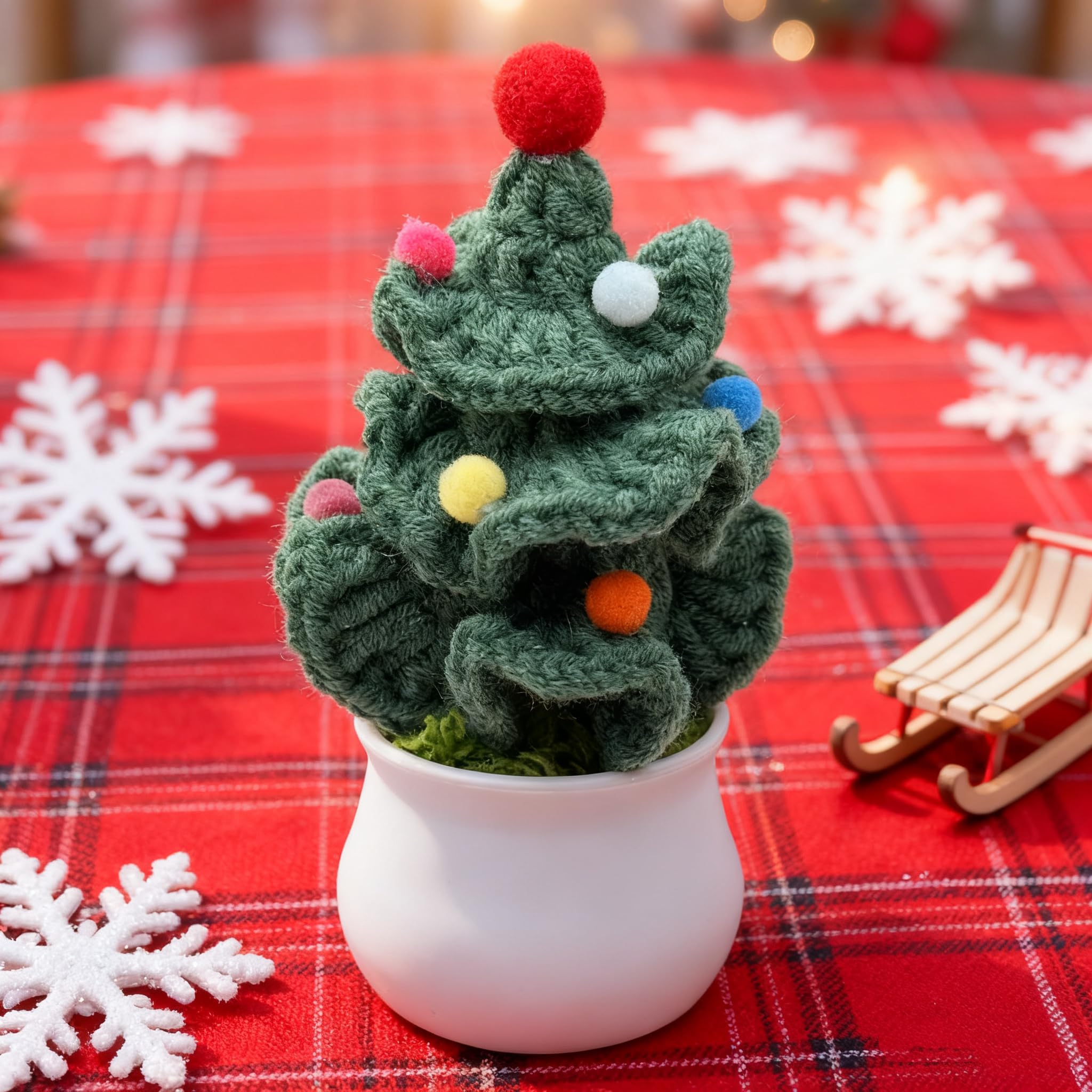 Handmade Crochet Christmas Tree - Cute Knit Mini Tabletop Decor, Sustainable Eco-Friendly Gift for Friends, Holiday Home & Offic