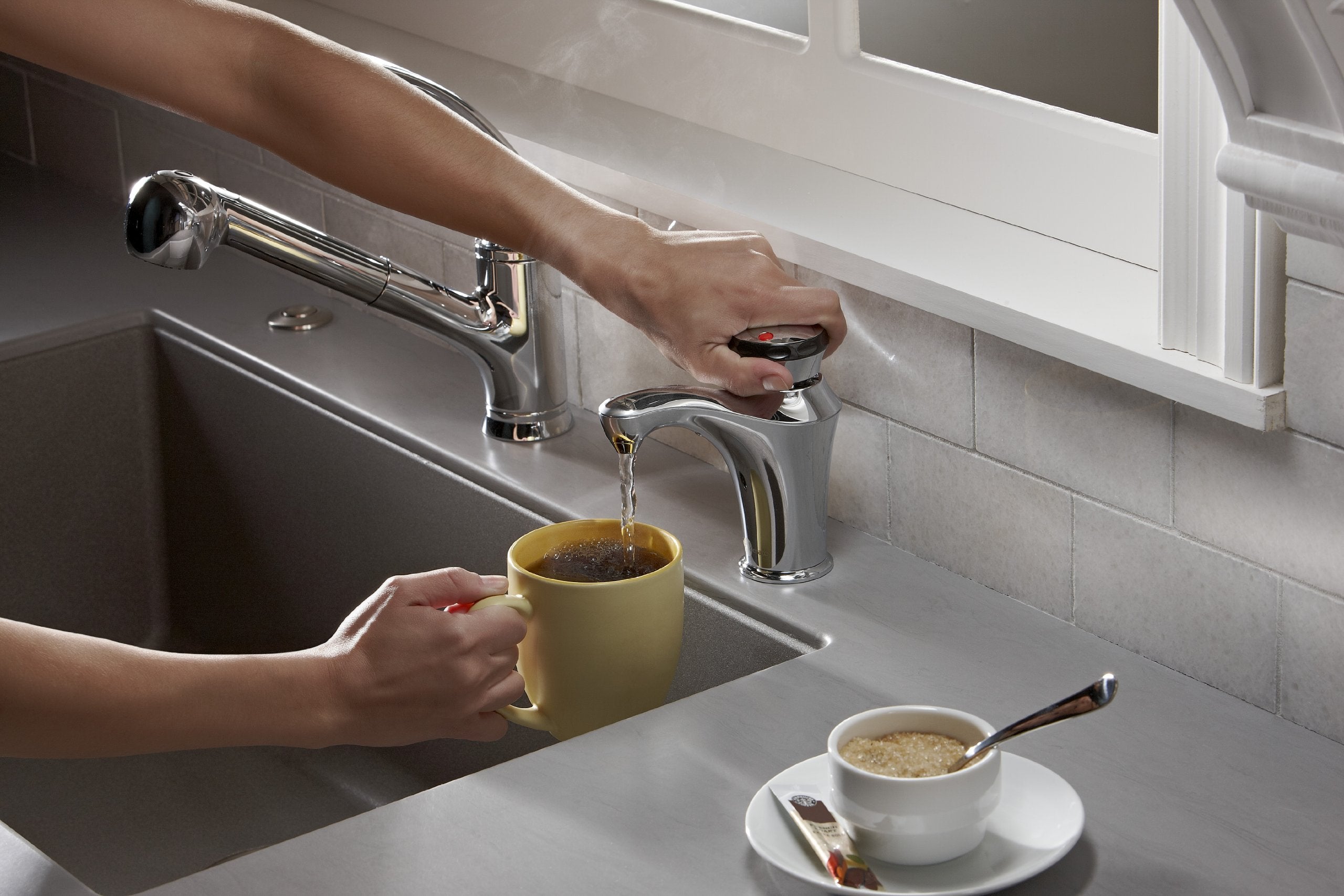 Insinkerator Invite Contour Instant Hot Water Dispenser System - Faucet & Tank, Chrome, H-Contour-Ss
