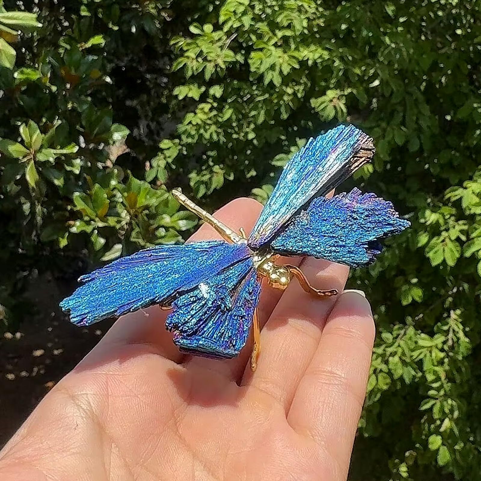RJINGSHI Dragonfly Statue Natural Electroplated Blue Tourmaline Dragonfly Decor Collection Natural Home Decor Healing Crystals D