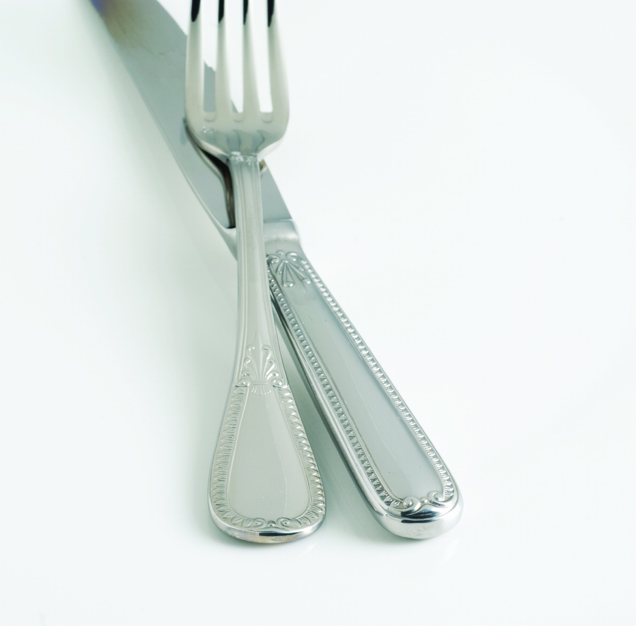 Fortessa Savoy 18/10 Stainless Steel Flatware, 5 Piece Place Setting, Service For 1