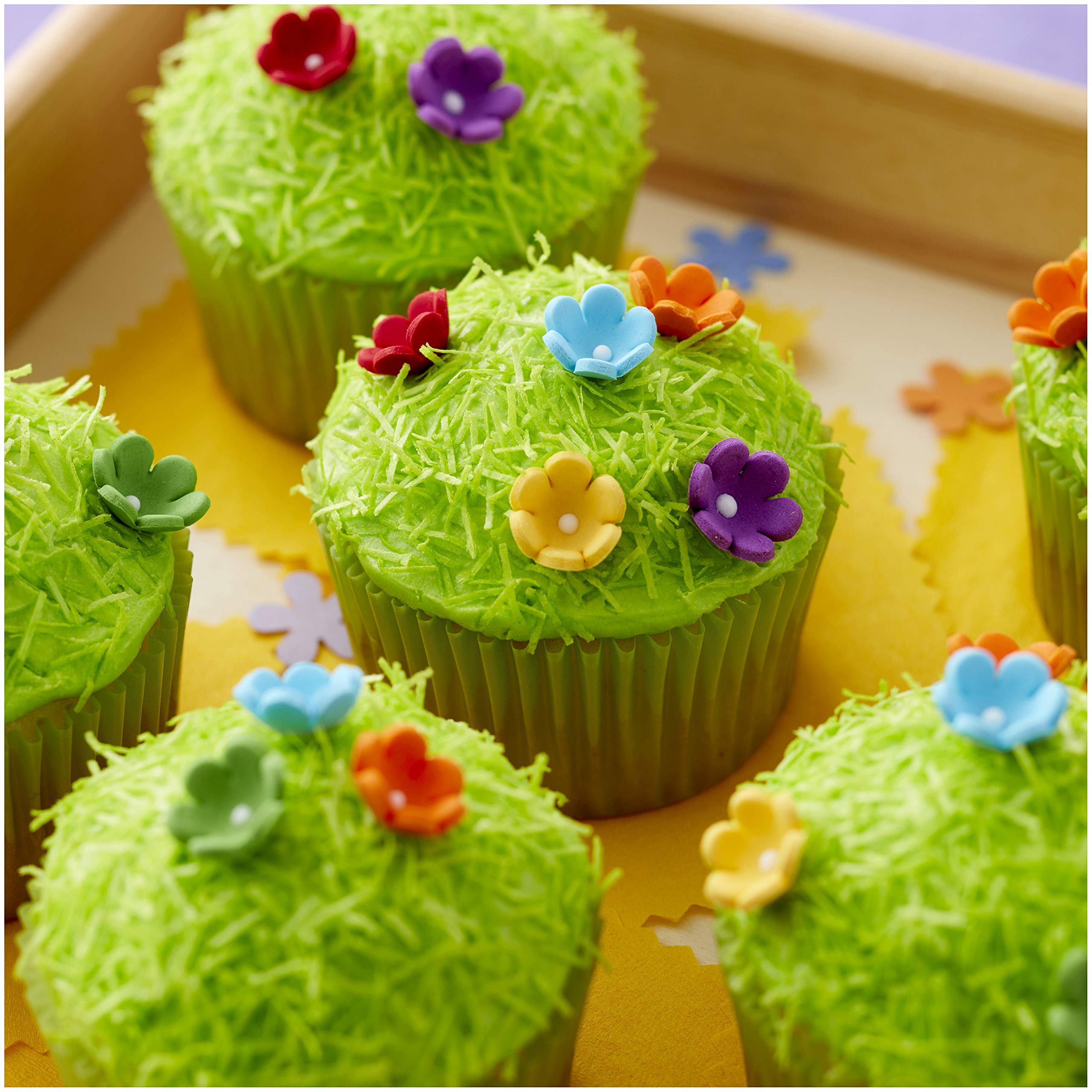 Wilton Mini Daisy Multi-Color Icing Decorations, 32-Count