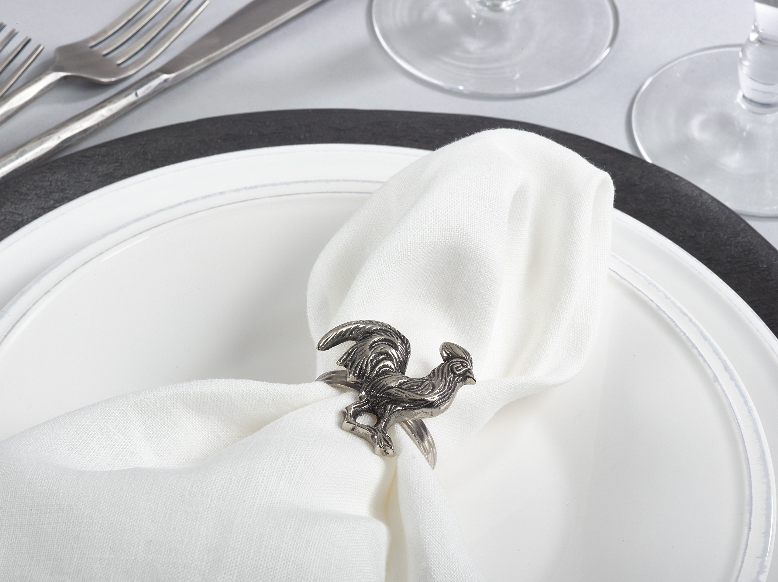 Saro Lifestyle Nr252.Ss Rooster Design Farmhouse Style Napkin Ring-Set Of 4, Silver, 2.5'' X 3.5''