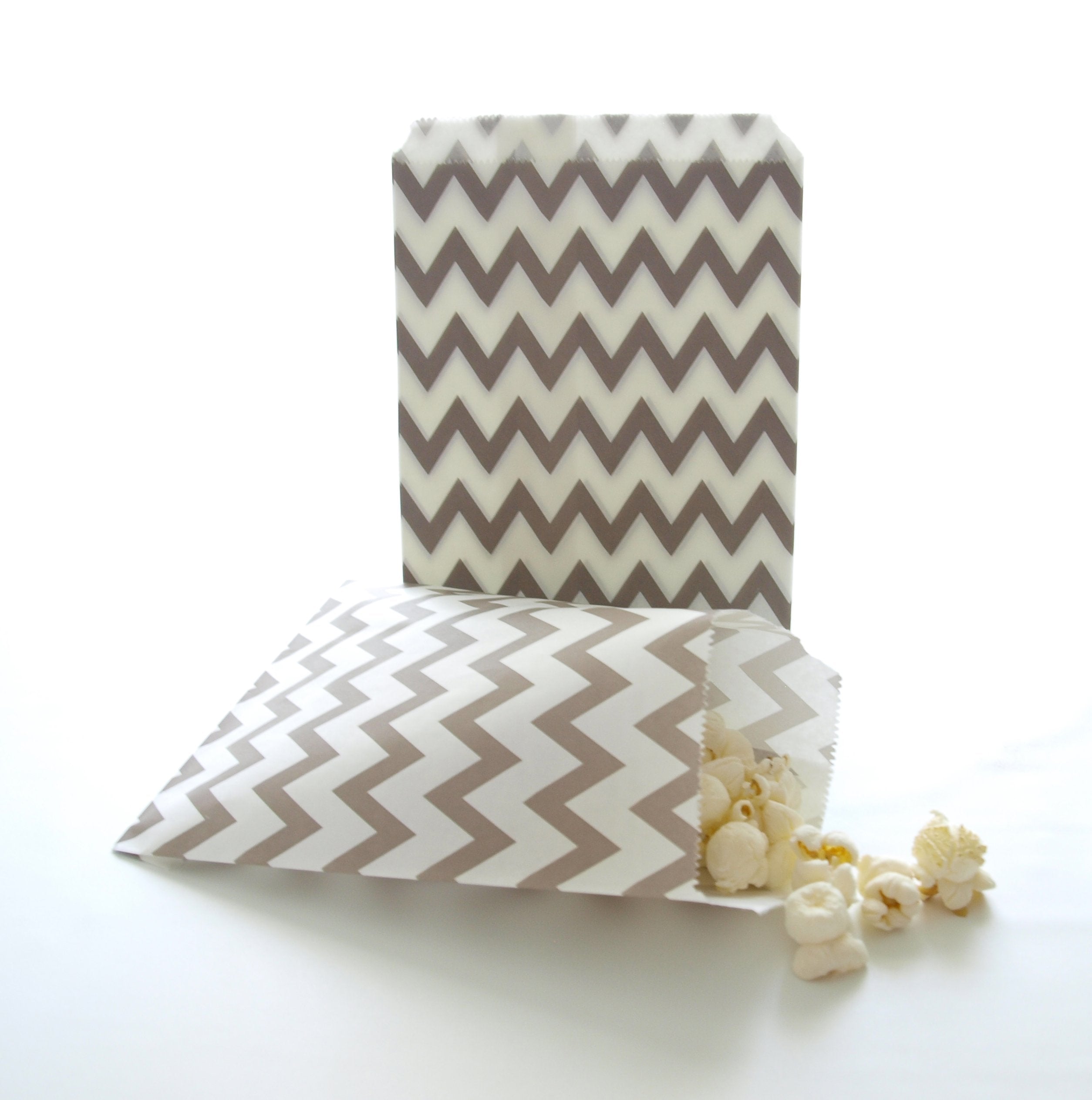 Wedding Candy Buffet Bags, Silver Chevron (25 Pack) - Perfect For Guests To Take Candies Or Cupcakes At Receptions & Showers
