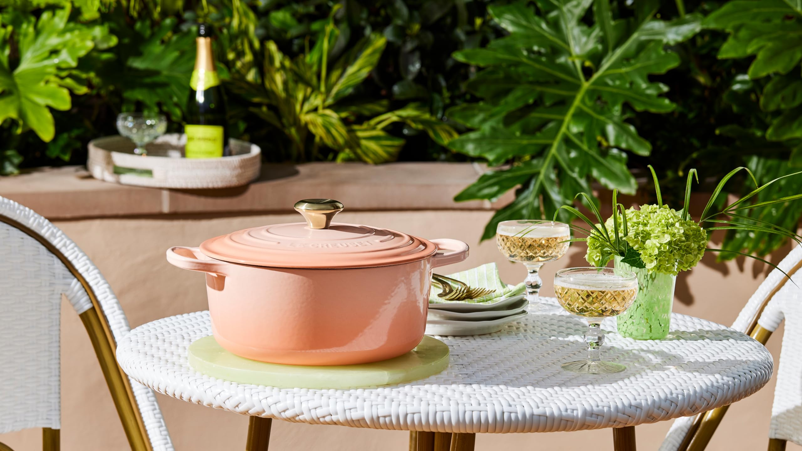 Le Creuset Signature Round Dutch Oven, 7.25Qt., Peche