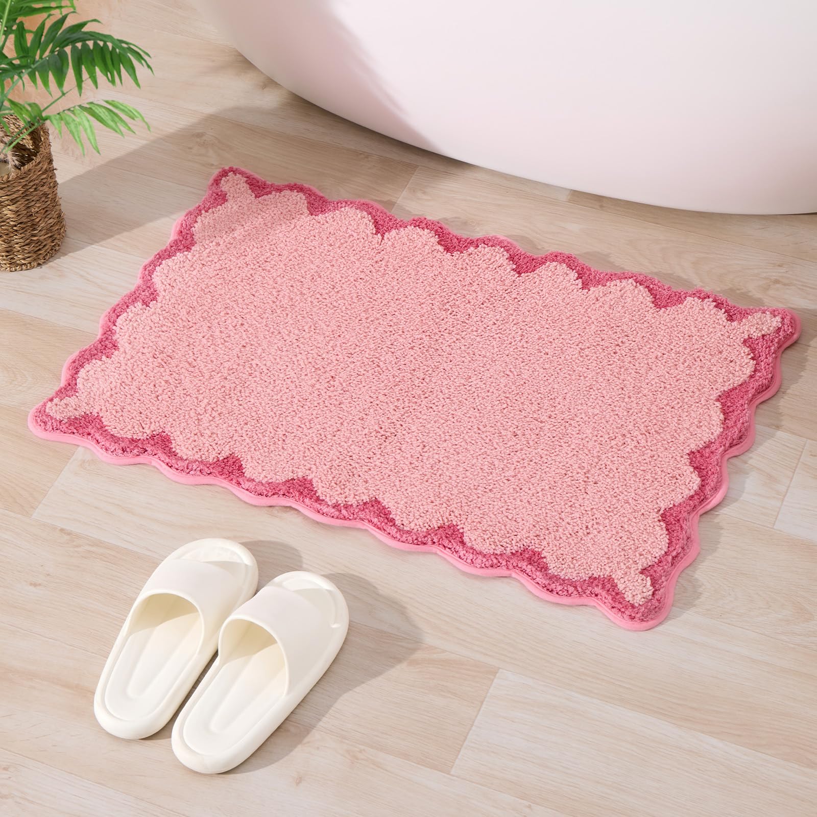 Ortigia Cute Pink Scalloped Bath Mat, Fun Plush Microfiber Scallop Bathroom Rugs Non Slip Washable Quick Dry Absorbent, Bathmat