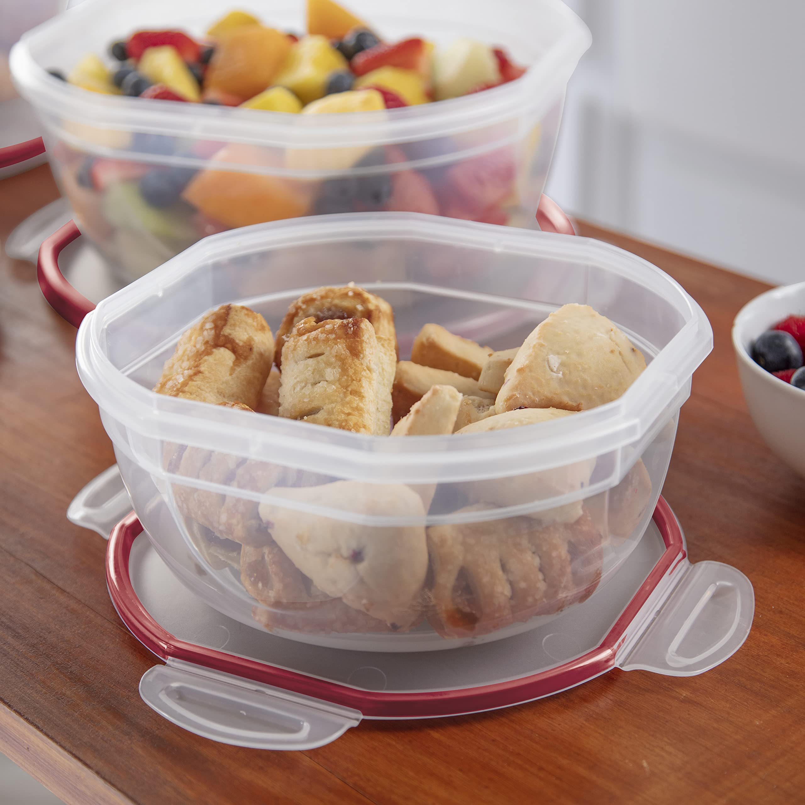 Sterilite Ultra-Seal 2.5 Qt Airtight Food Storage Container, Plastic, Clear with Red Gasket, 4-Pack, Microwave & Dishwasher Safe