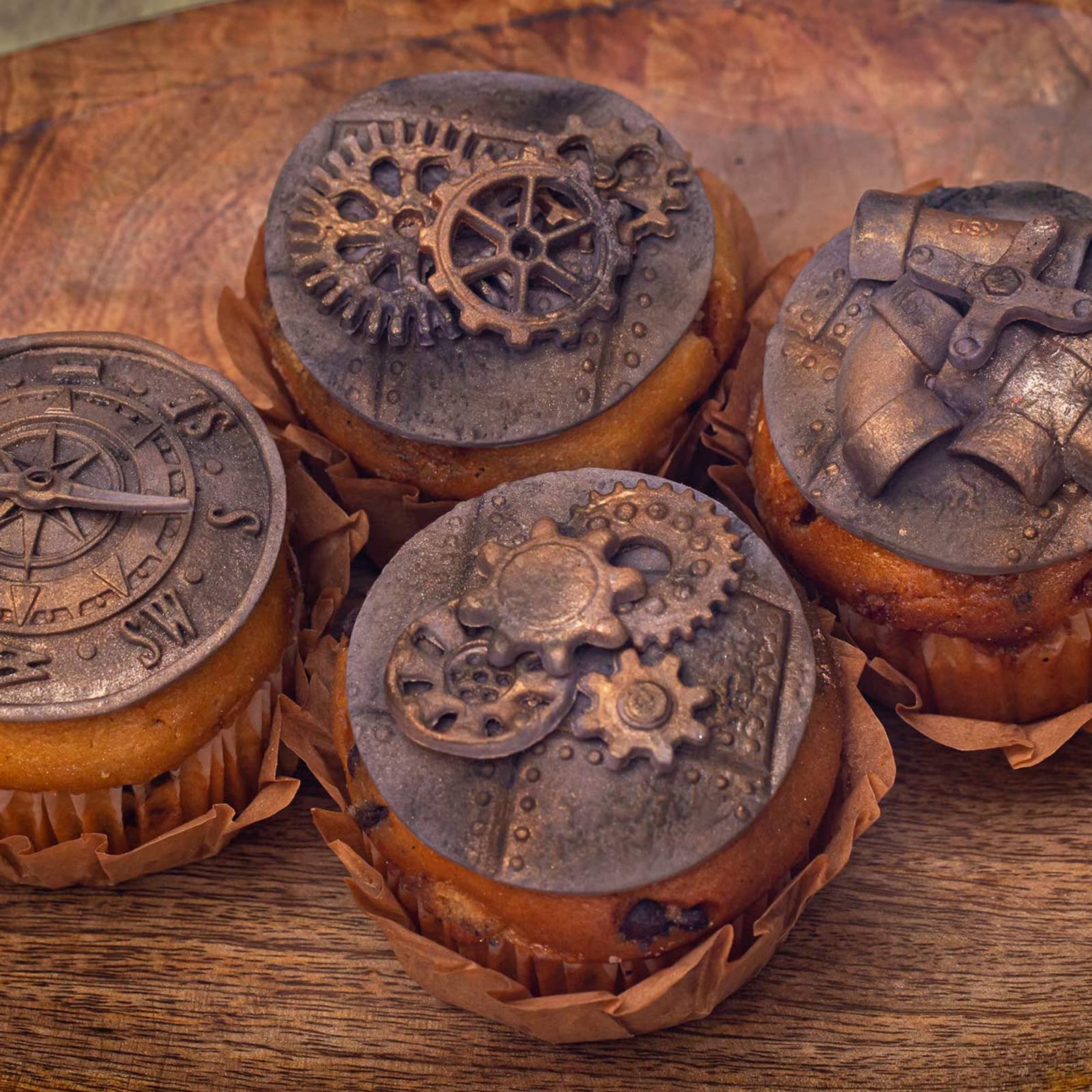 Steampunk Clock Watch Wheel Cogs Gears Fondant Molds 3 Pcs, Steampunk Style Silicone Mold For Chocolate Cake Decoration Candy Su