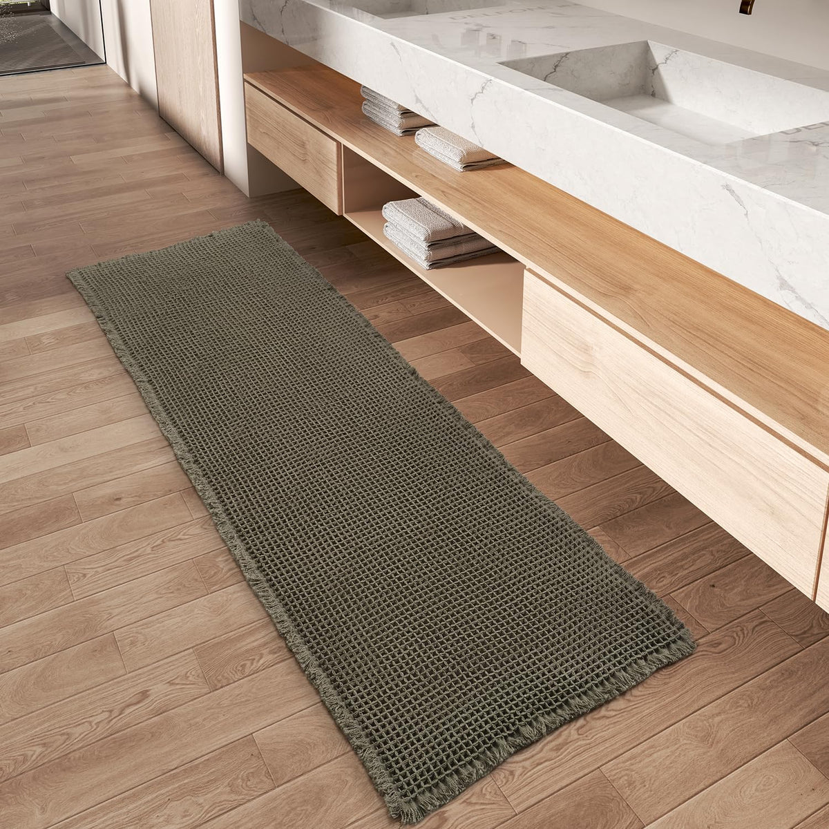 Upgraded Waffle Runner Rug, Super Absorbent Non Slip Bath Mats For Bathroom Floor, Machine Washable Bathroom Runner Rug With Tas