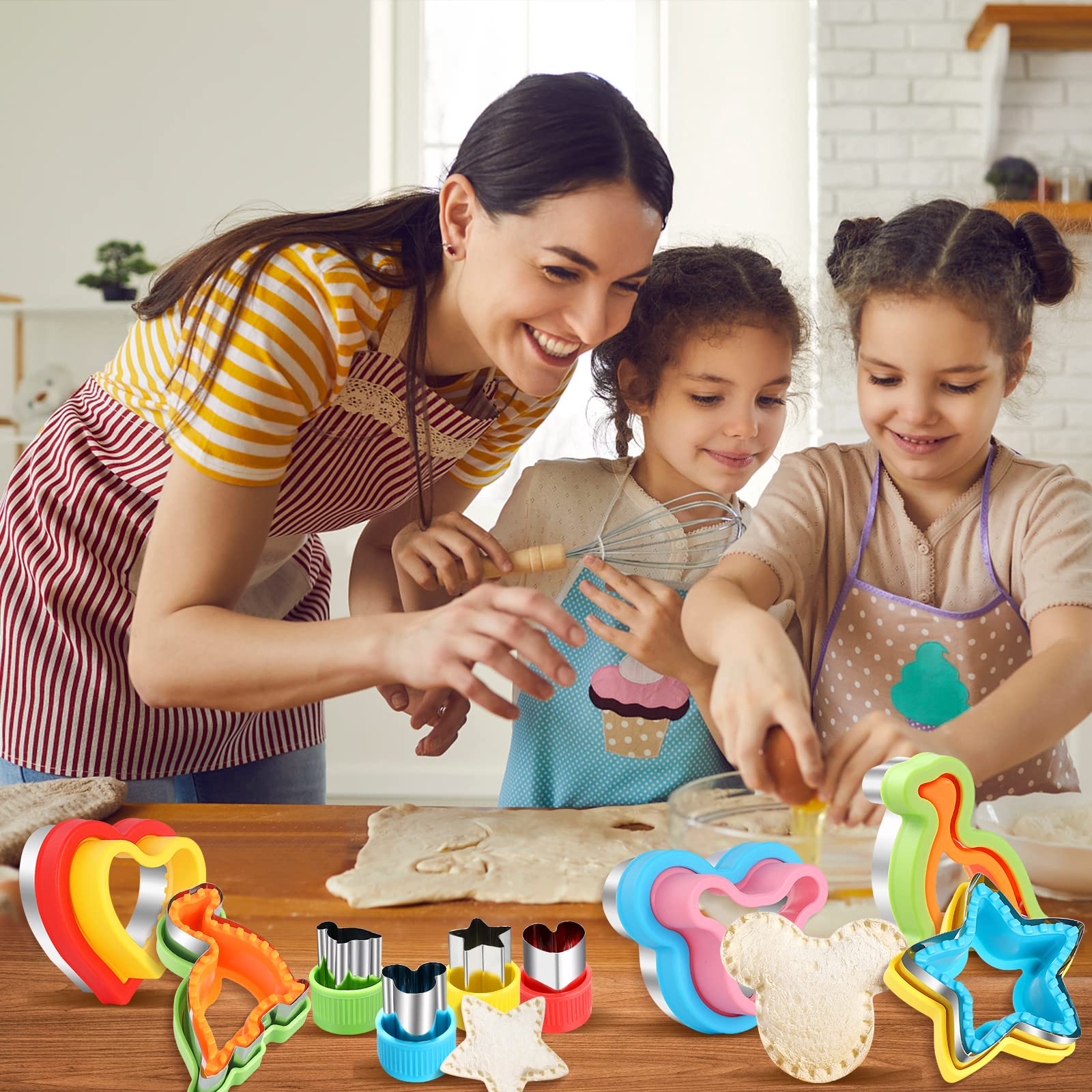 Uncrustables Maker,28 Pcs Sandwich Cutter And Sealer Set For Kids,Uncrustable Sandwich Cutter, Sandwich Cutters For Kids Lunch,
