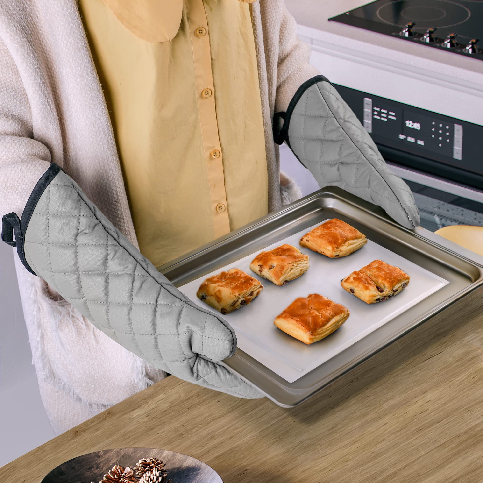 Arcliber Oven Mitts 2 Pairs Of Quilted Terry Cloth Cotton Lining,Extra Long Professional Heat Resistant Kitchen Oven Gloves,16 I