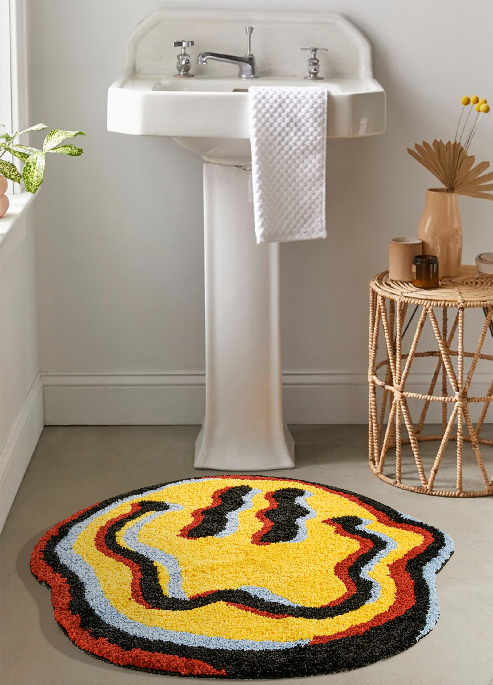 Estmy Be Happy Cute Retro Vintage Bathroom Rugs 2Ft Round Bath Mat Non Slip Washable, Groovy Funky Colorful Abstract Hippie Trip