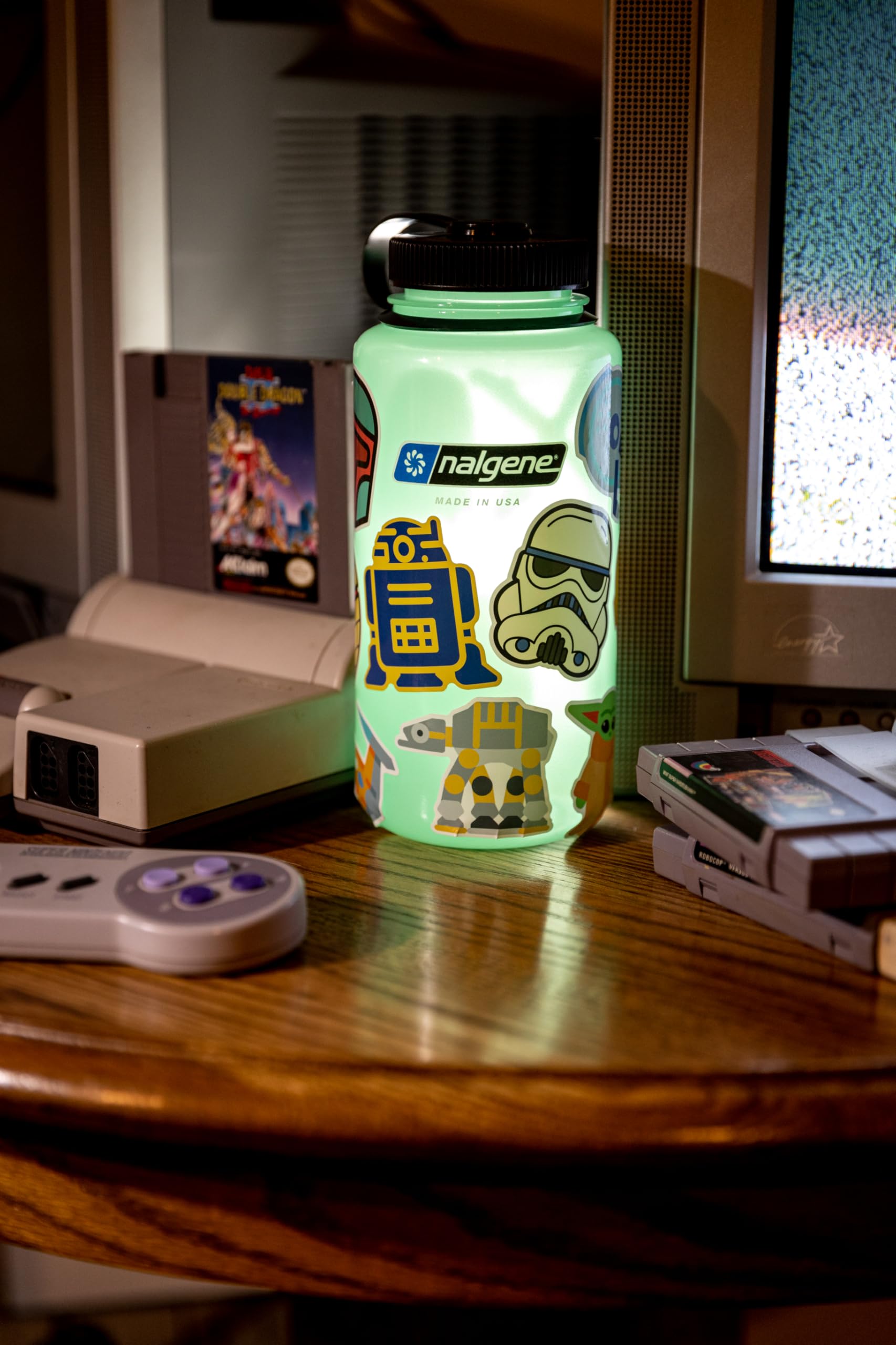 Nalgene Sustain Tritan Bpa-Free Water Bottle Made With Material Derived From 50% Plastic Waste, 32 Oz, Wide Mouth, Glow Green