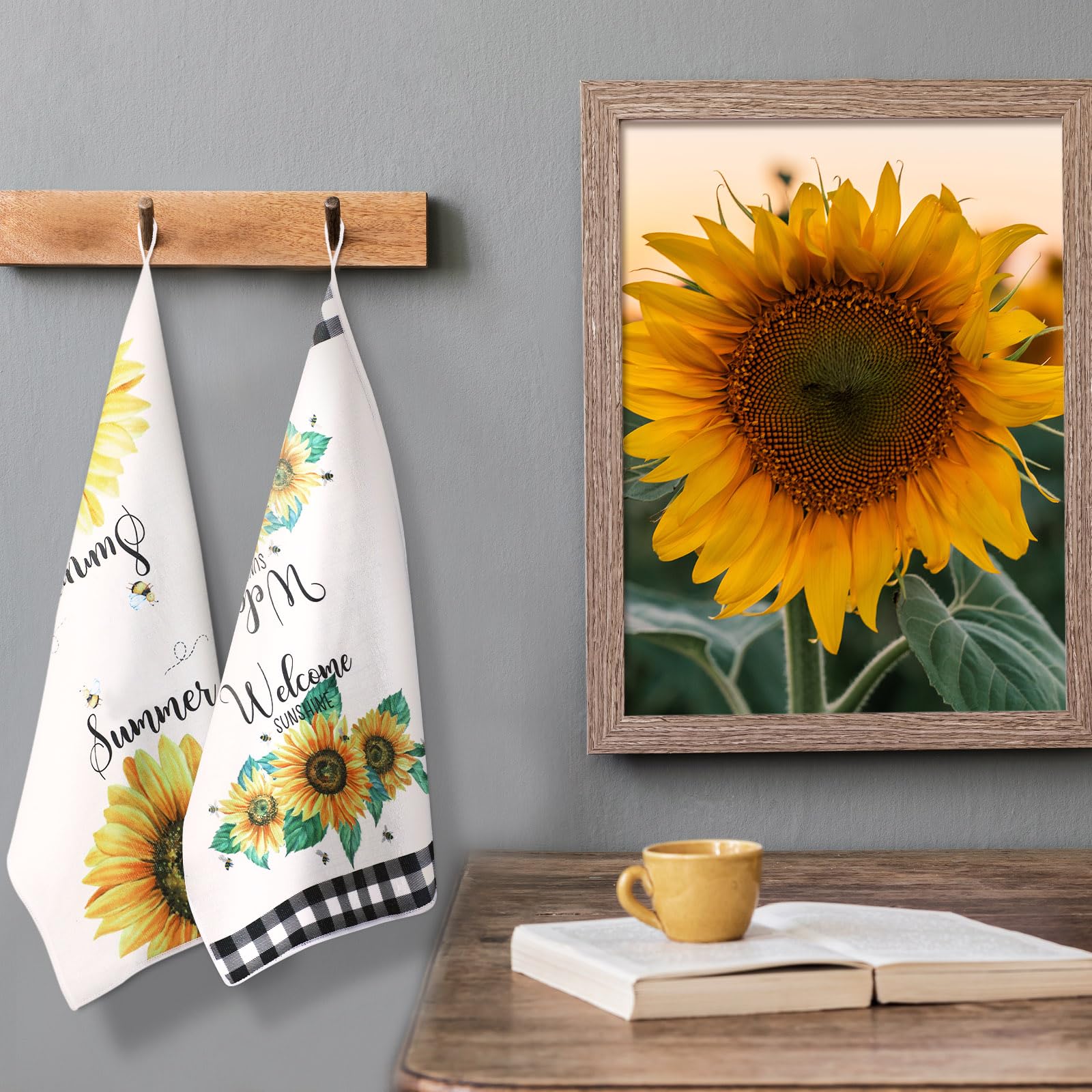 Bencailor 4 Pcs Sunflower Kitchen Towels Christmas Thanksgiving Gifts Sunflower Floral Hand Dish Towels Absorbent Yellow Fast Dr