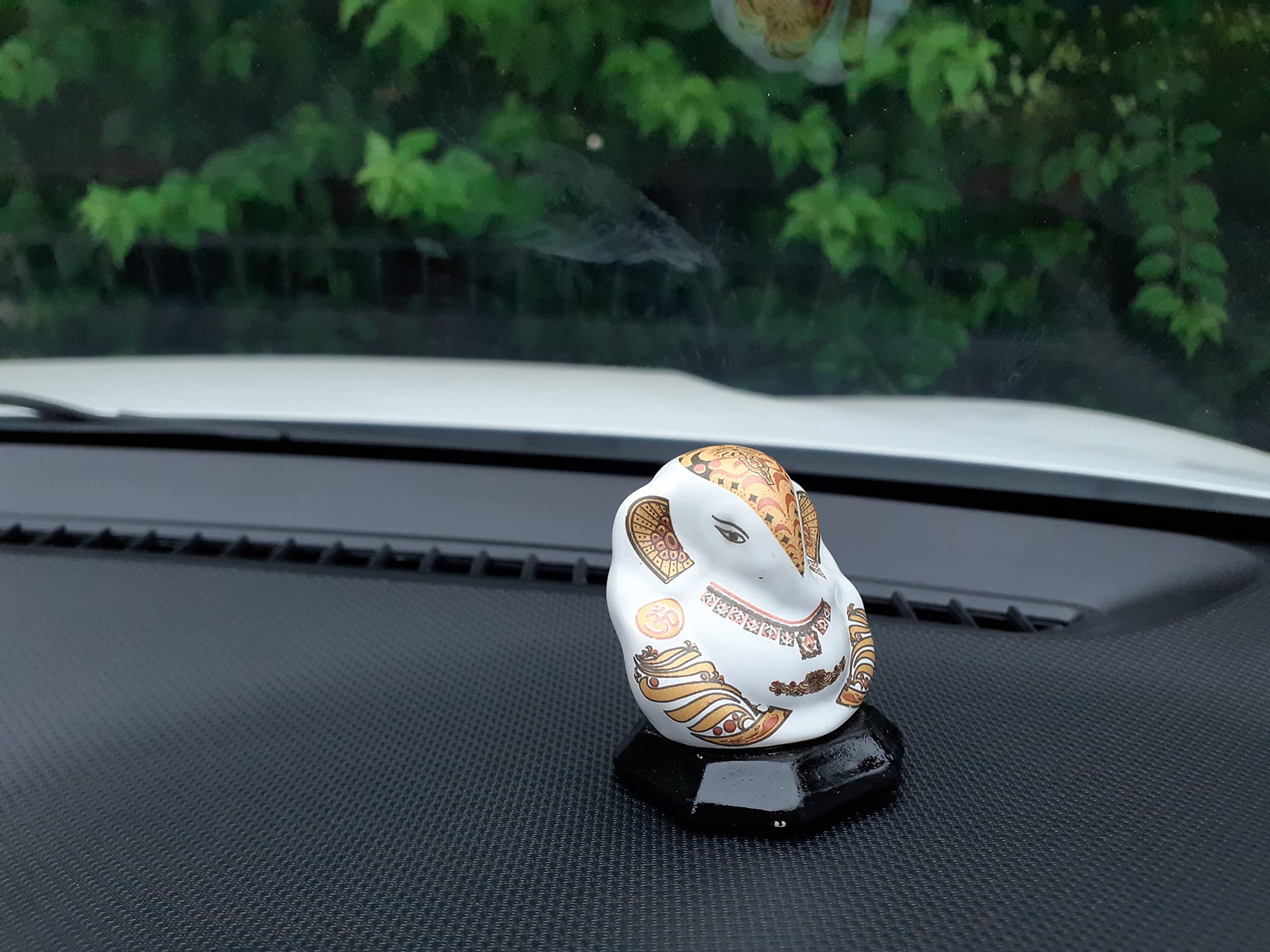 Afterstitch Lord Ganesha Idol Statue For Car Dashboard Puja Mandir Home Dcor Decoration Small Ganesh Statue Showpiece Wedding Bi