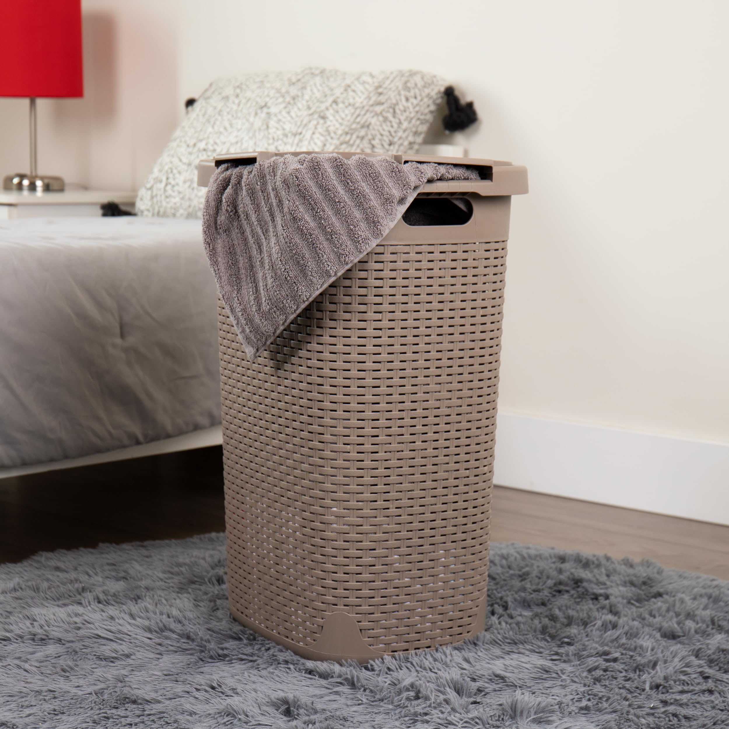 Mind Reader 60L Slim Laundry Hamper, Clothes Basket, Lid, Wicker Design, Plastic, 17.65''L X 13.75''W X 24.15''H, Tan
