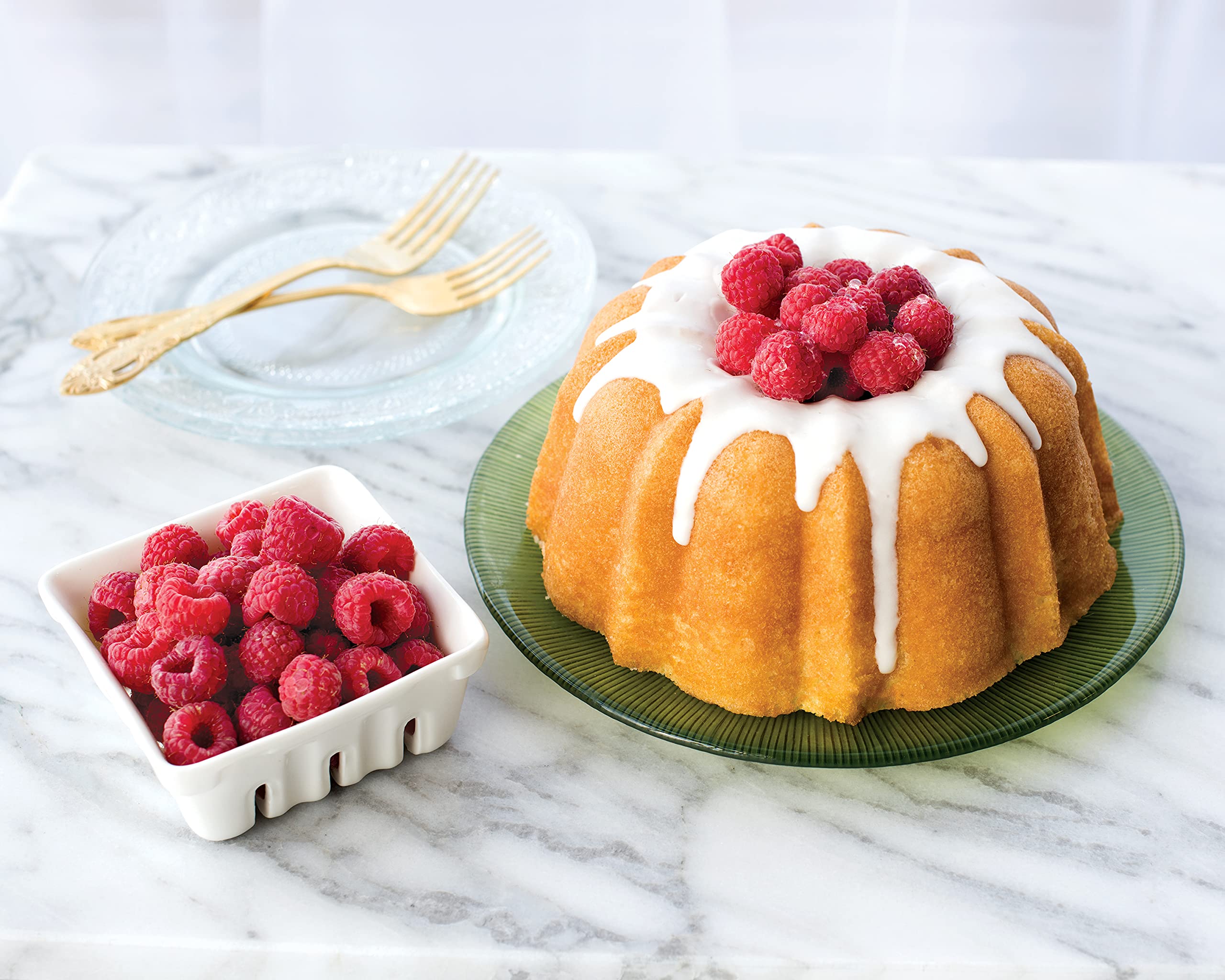 Nordic Ware Anniversary Bundt 6 Cup, Gold