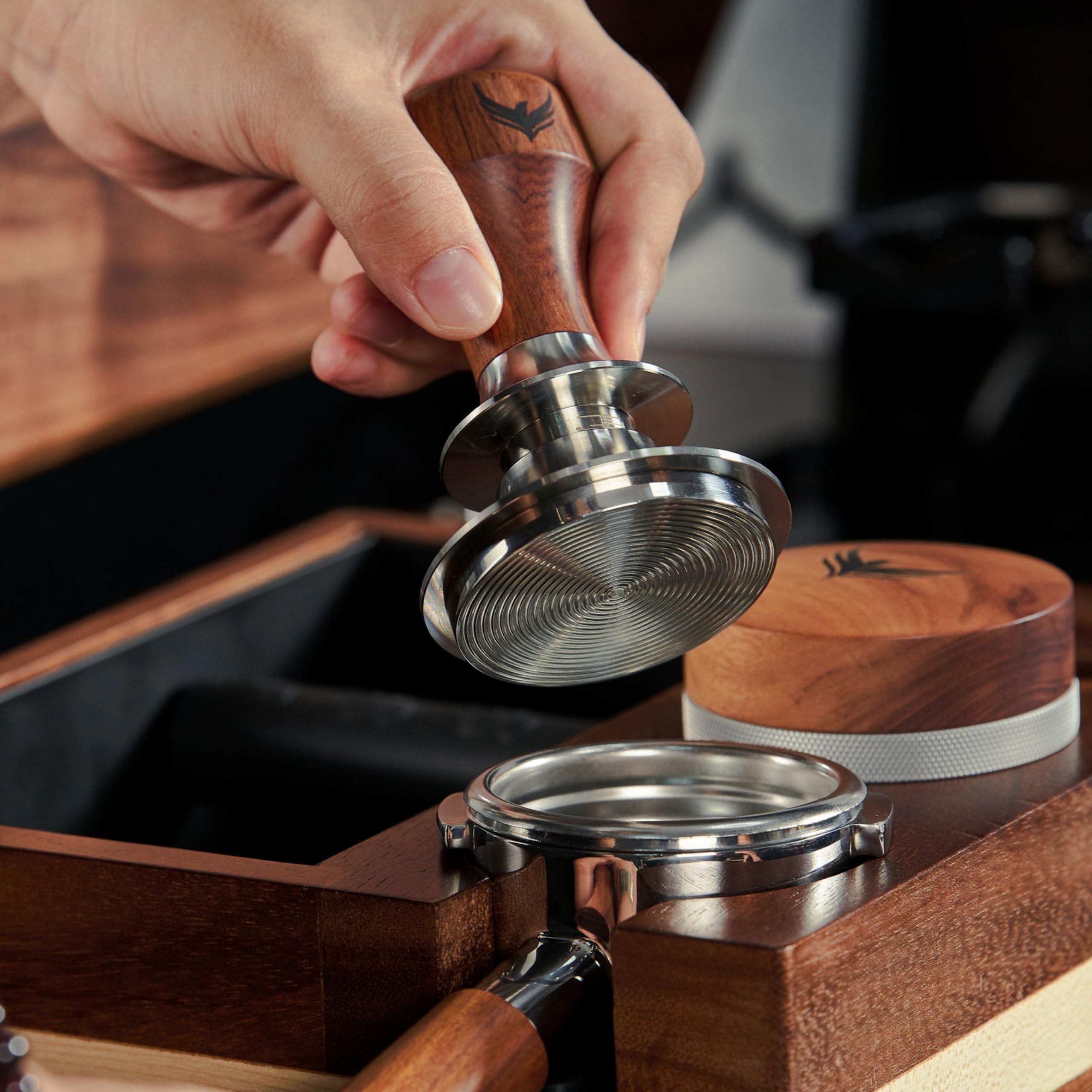 Knodos 58.5Mm Calibrated Coffee Tamper V2 With Self Leveling & Double Spring-Loaded Design Rosewood 30Lbs Tamper For Espresso Ma