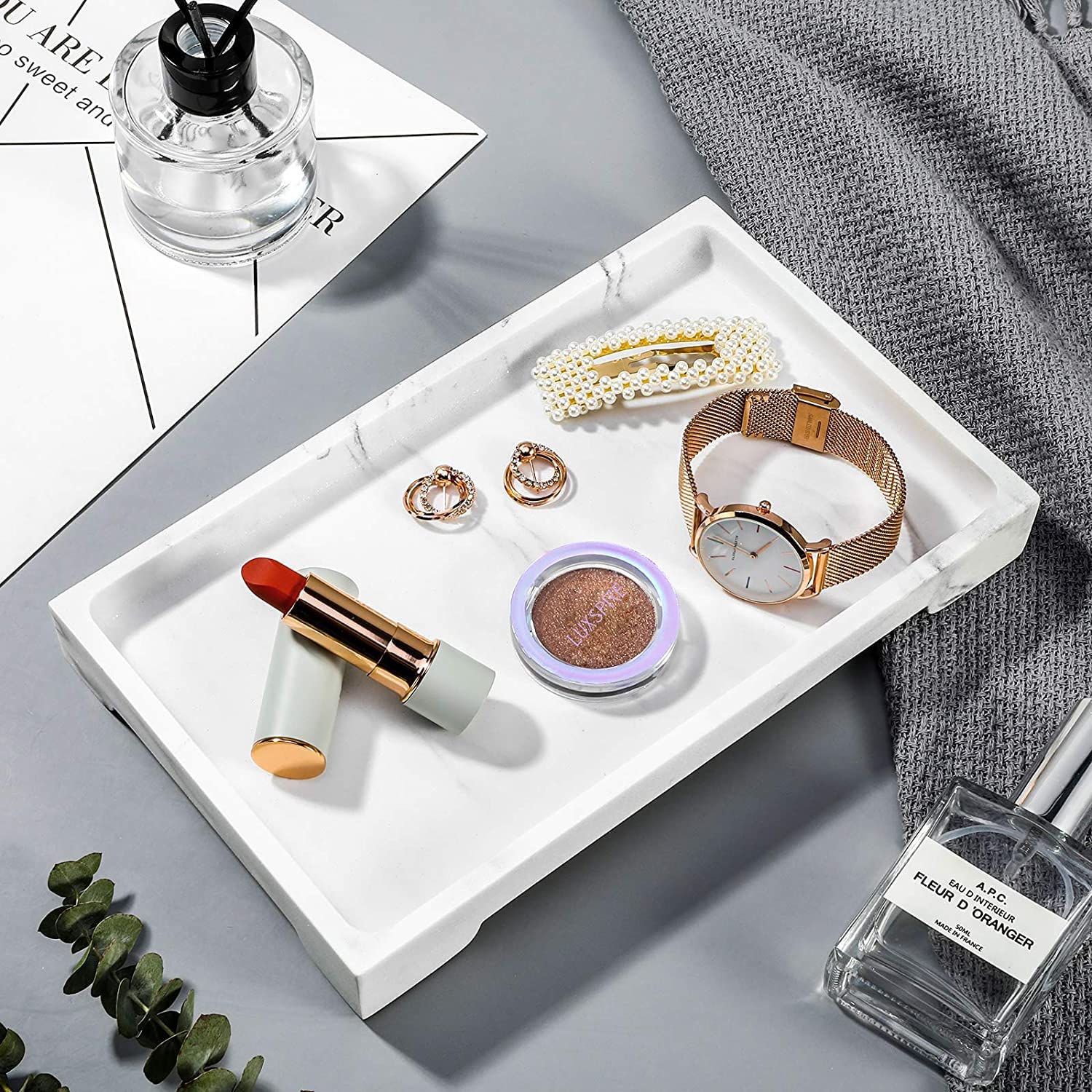 Luxspire Resin Vanity Tray, Marble Bathroom Toilet Tank Storage Tray, 10 X 6 Inch Kitchen Sink Trays Decorative Serving Tray, Va