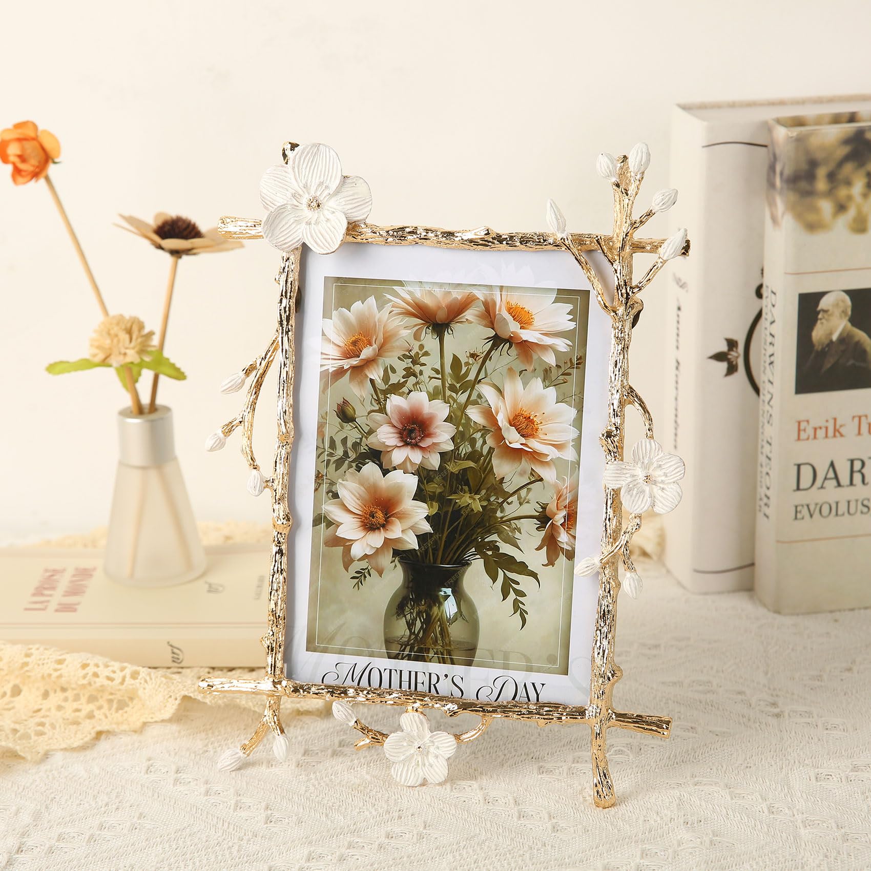 Goutangen Gold 5x7 Picture Frame Decor Ornate White Floral Photo Frames with High Definition Glass Front, Art Decor Tabletop Dis