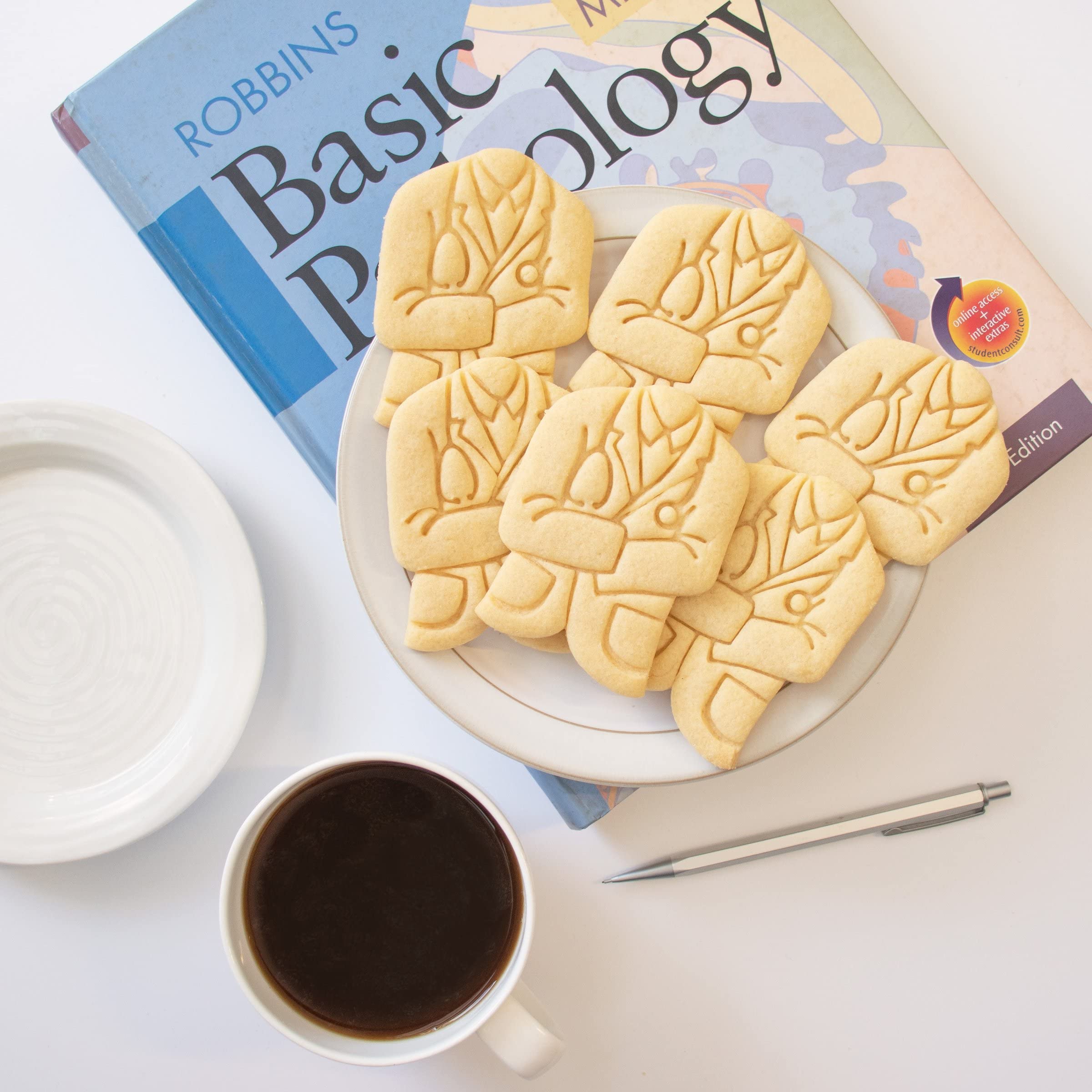 Doctor'S Coat Cookie Cutter, 1 Piece - Bakerlogy