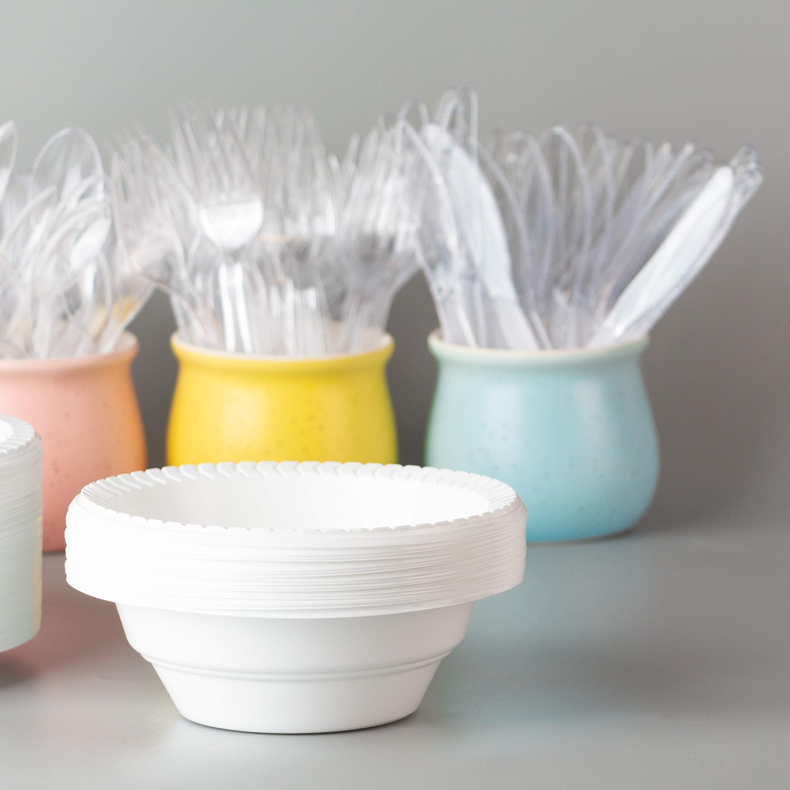 Plasticpro Round Plastic 12 Ounce Bowls Microwaveable, Disposable, White, Dinnerware 800 Count