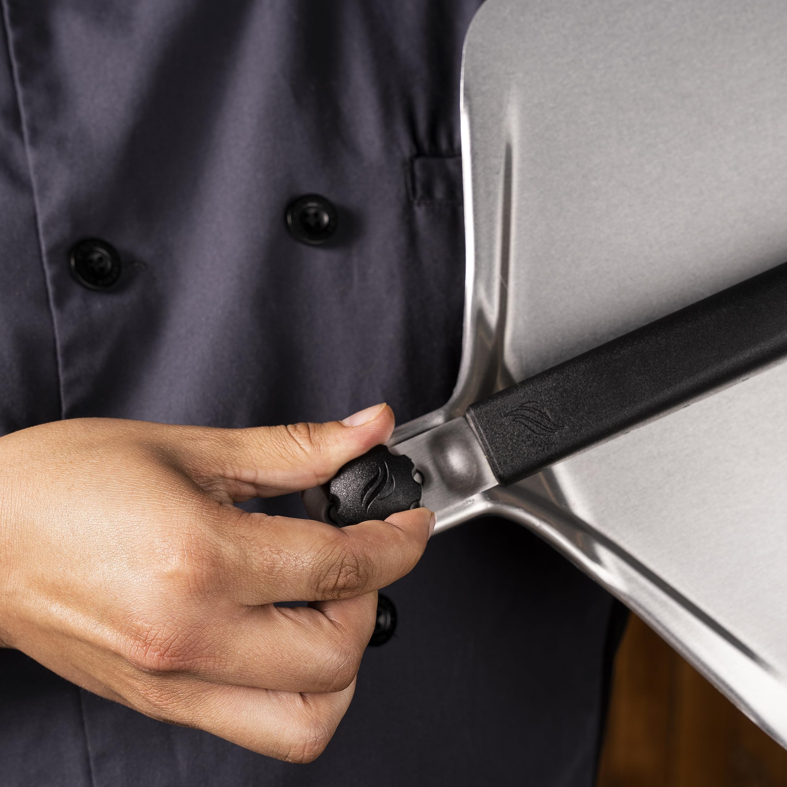 Blackstone Pizza Basics Tool Kit With Pizza Peel, Cutter And Pans And Heat Resistant Handles