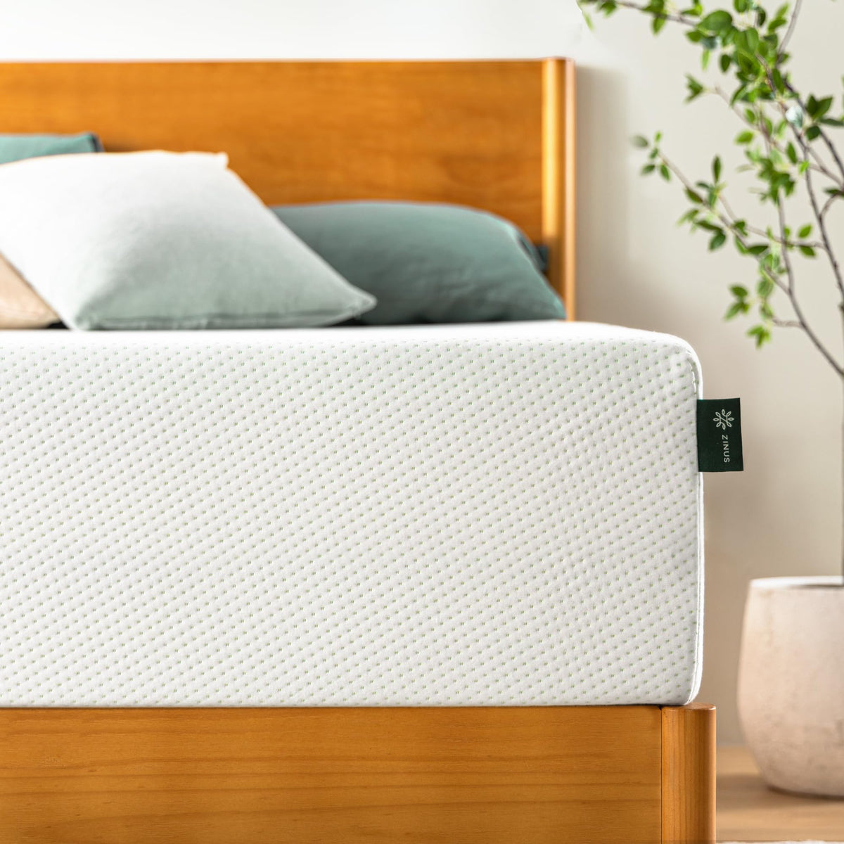 Zinus 12 Inch Green Tea Memory Foam Mattress [New Version], California King, Fiberglass Free, Medium Firm Feel, Zoned Pressure R