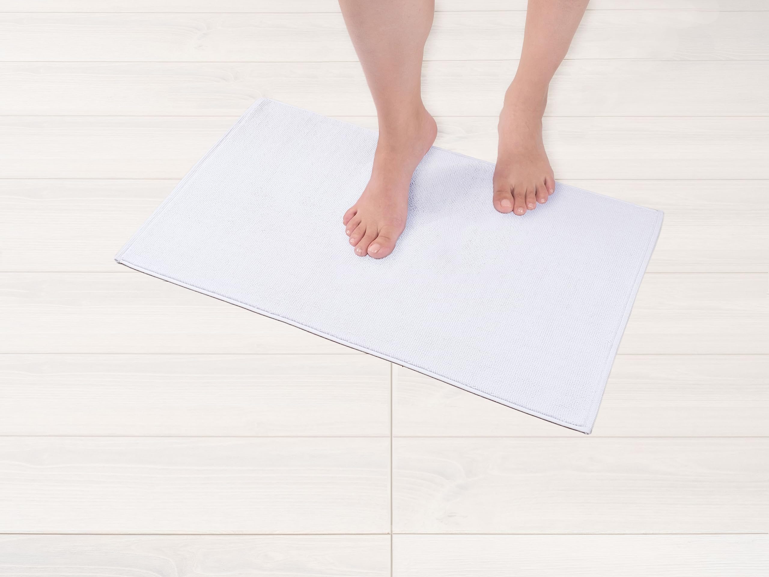American Soft Linen Bath Rug  17 in 24 in 100% Cotton Bath Mats Rugs for Bathroom  Non Slip Washable Shaggy Form Area Rugs  White Bath Rug