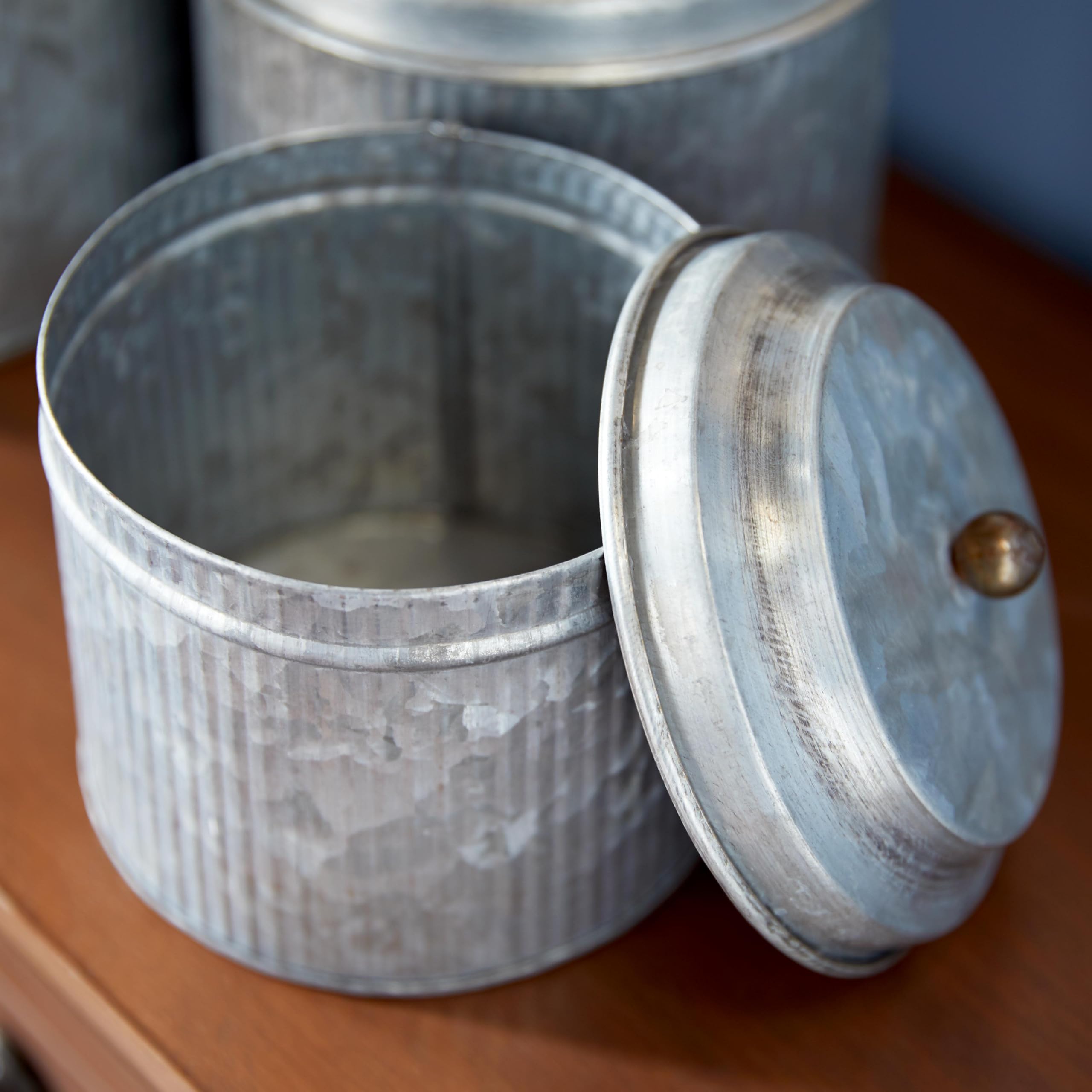 Deco 79 Metal Decorative Jars Galvanized Decorative Containers, Set Of 3 Decorative Keepsake Boxes 8'', 7'', 6''H, Silver