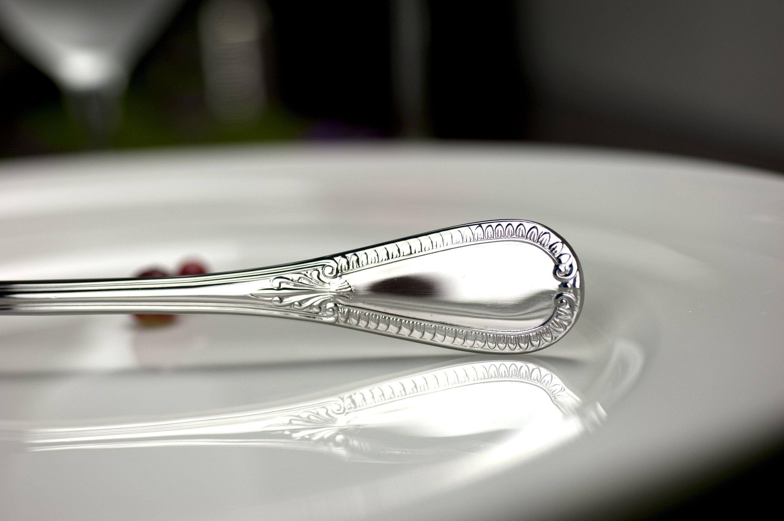 Fortessa Savoy 18/10 Stainless Steel Flatware, 5 Piece Place Setting, Service For 1