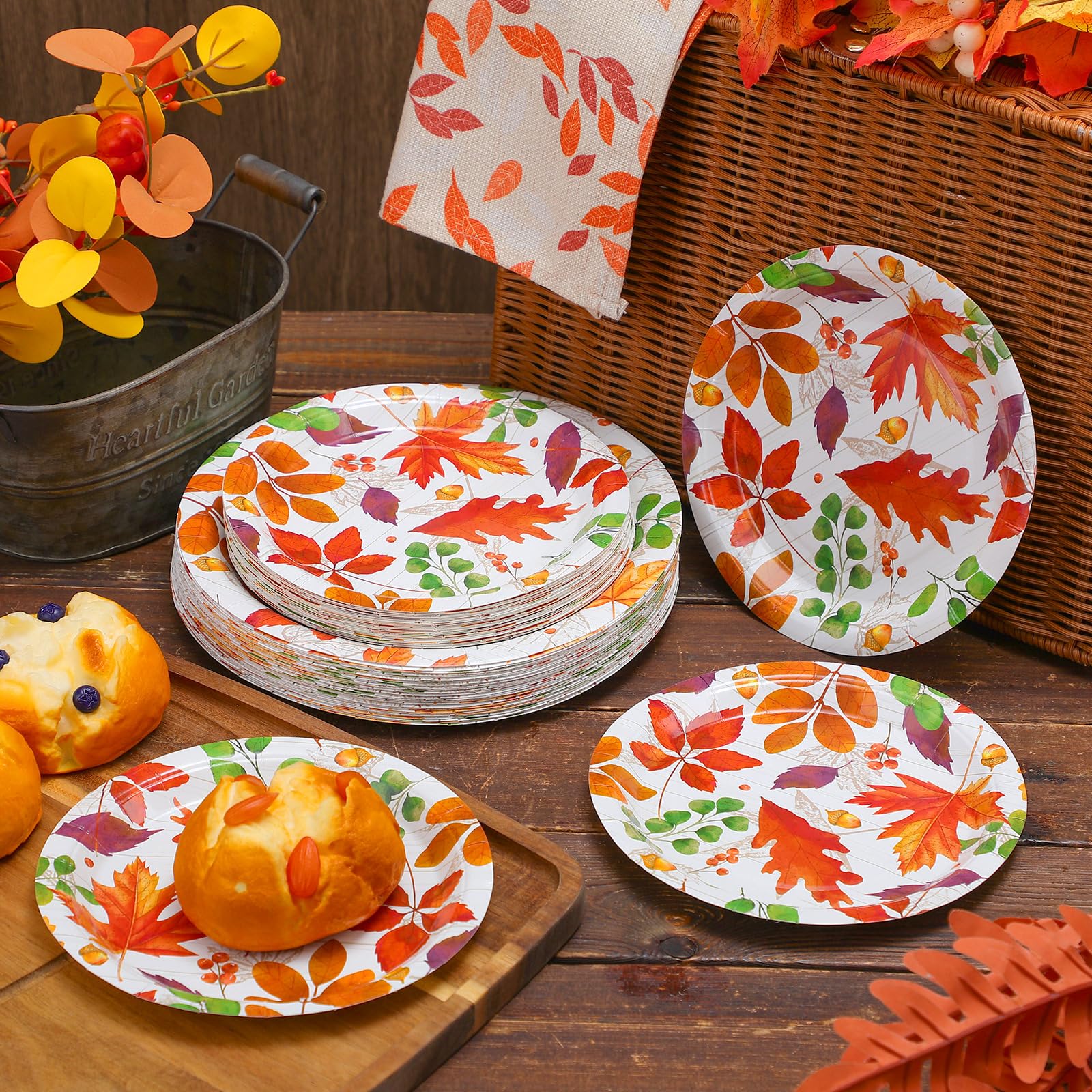 Yungyan 50 Pcs Fall Thanksgiving Leaves Paper Plates Disposable Maple Autumn Thanksgiving Party Plates 9 Inch 7 Inch Maple Leaf
