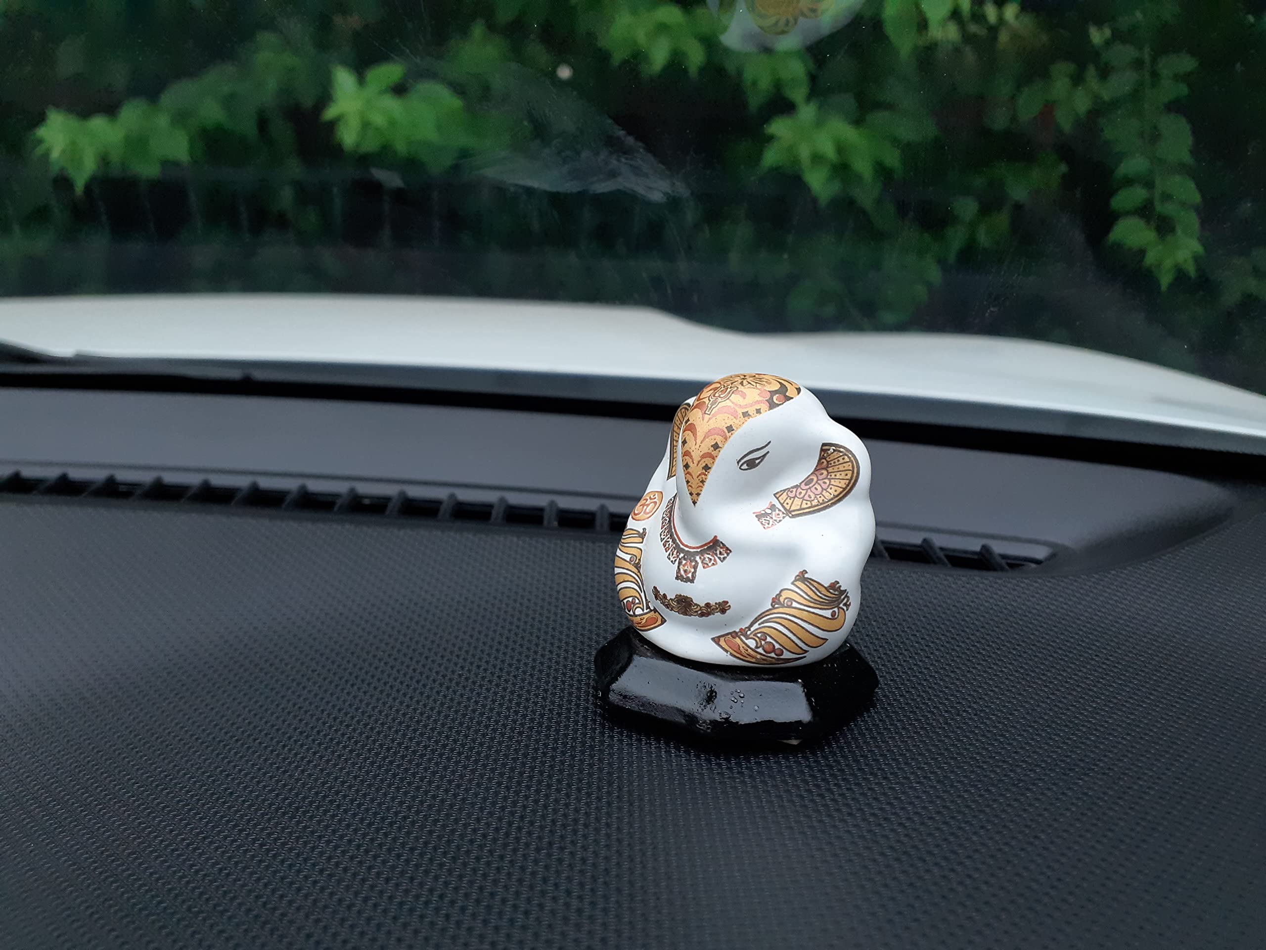 Afterstitch Lord Ganesha Idol Statue For Car Dashboard Puja Mandir Home Dcor Decoration Small Ganesh Statue Showpiece Wedding Bi