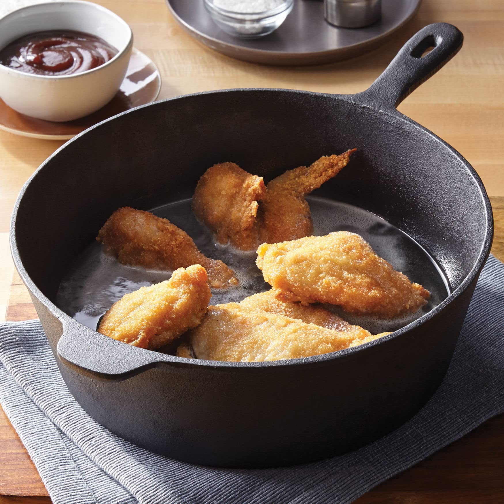Brylanehome 12 Inch Cast Iron Chicken Fryer - Black