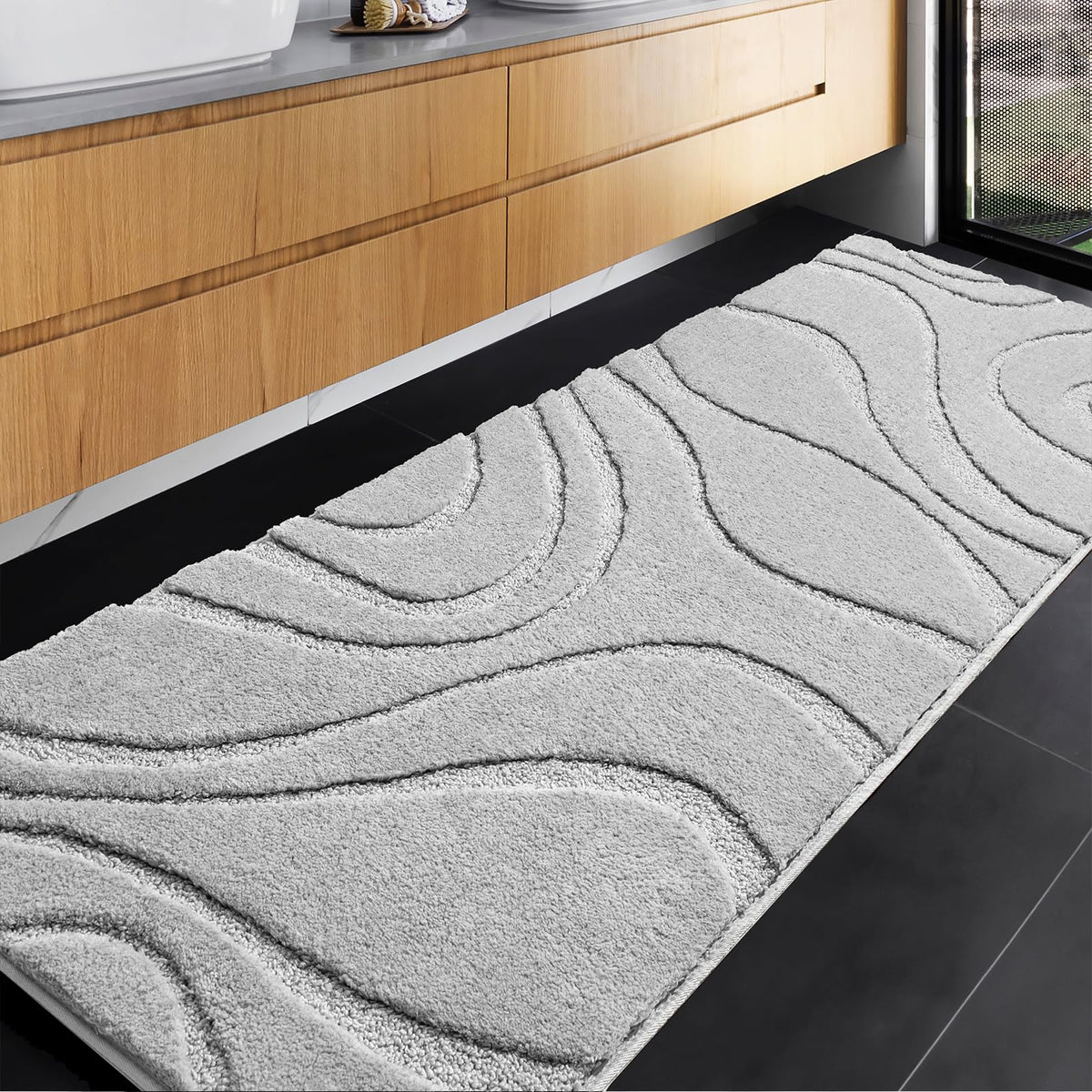 Dexde Bathroom Rugs Runner 24 X 72 Inch,Extra Long Bathroom Rug Non-Slip,Machine Washable Bath Mats Rug,Grey Silver Soft Carpets