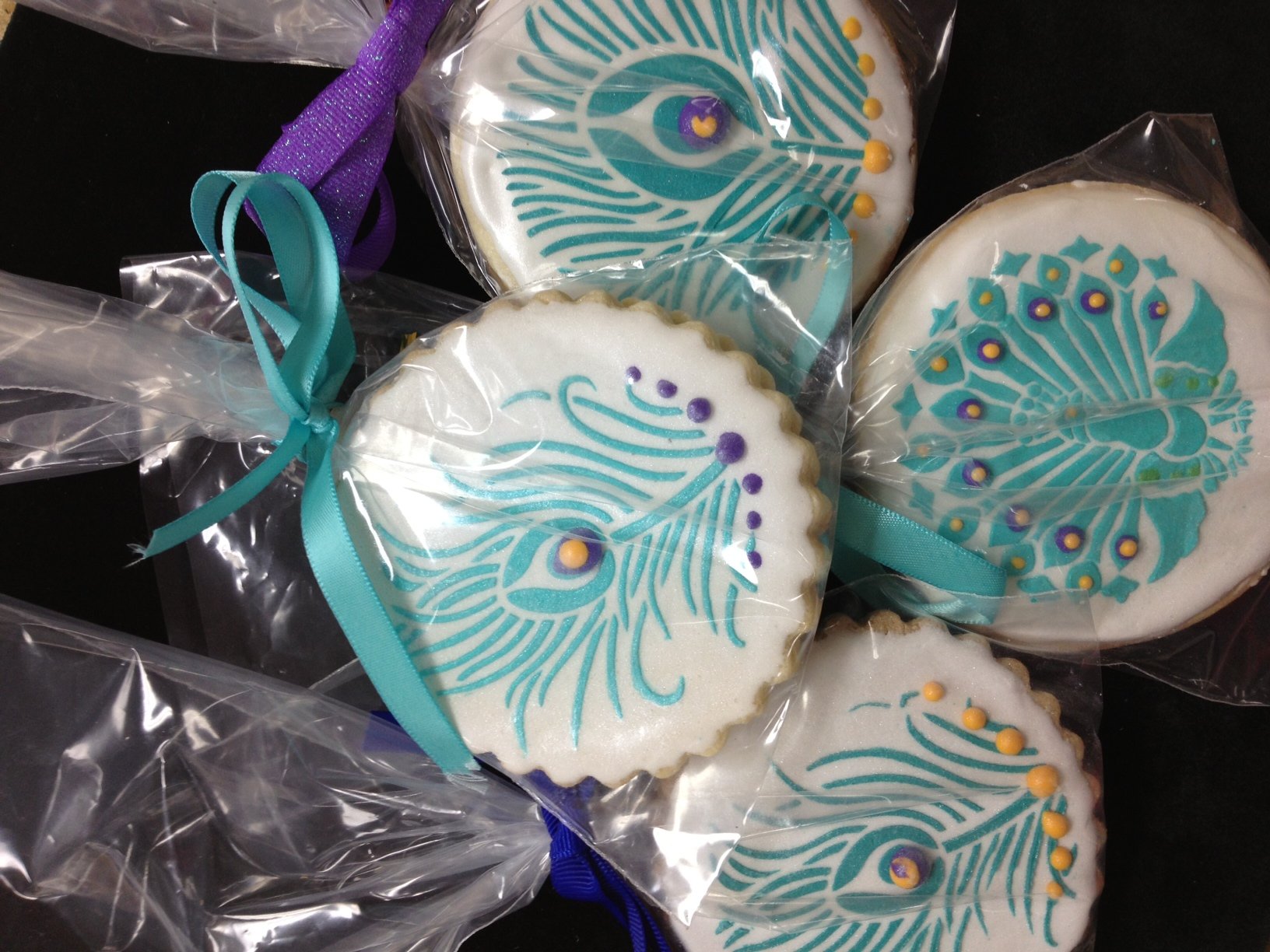 Designer Stencils Peacock Cookie Stencil Set, Beige/Semi-Transparent