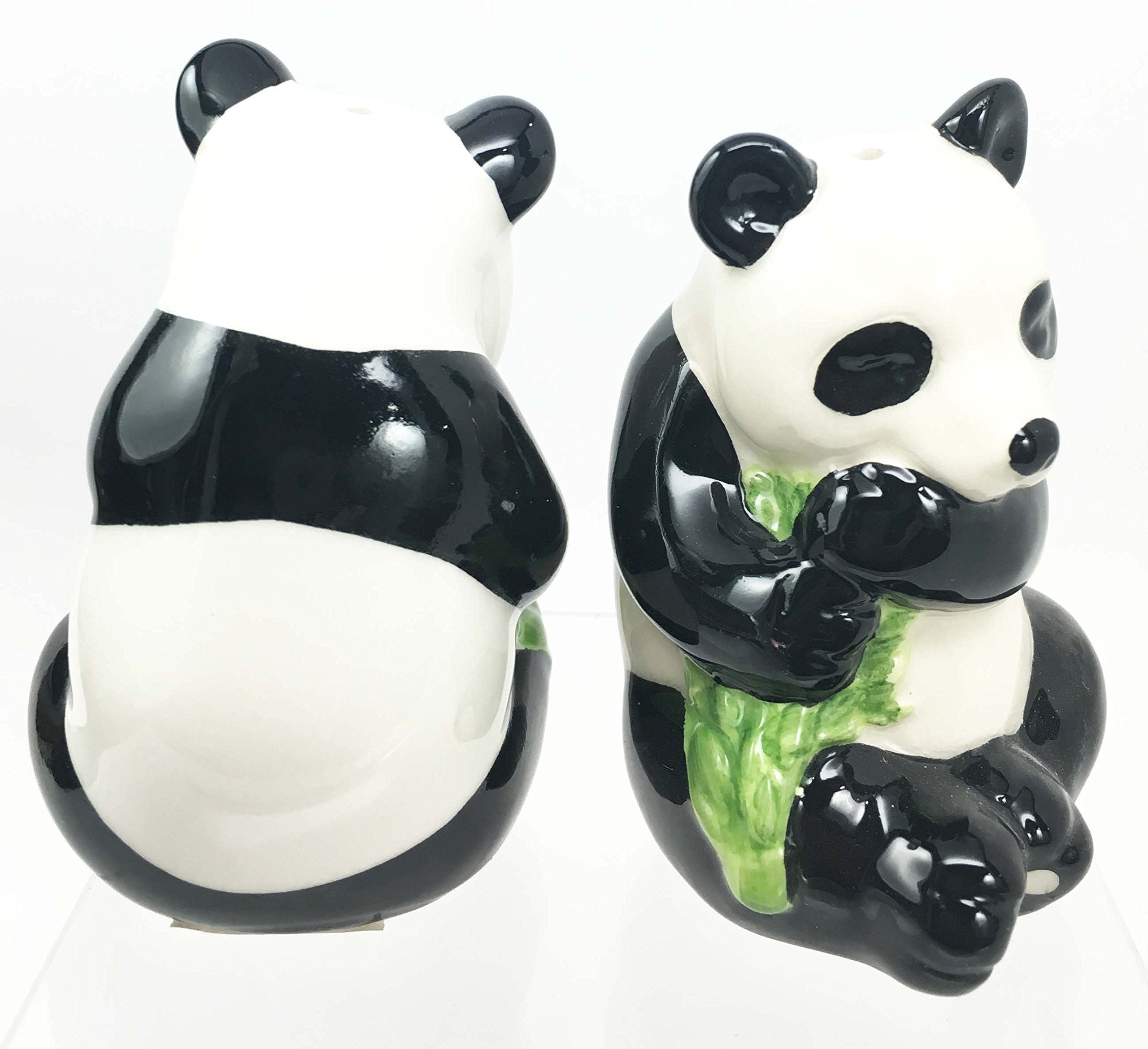 Adorable Bamboo Loving China Giant Panda Bear Salt Pepper Shaker Set Ceramic Home And Kitchen Acessory