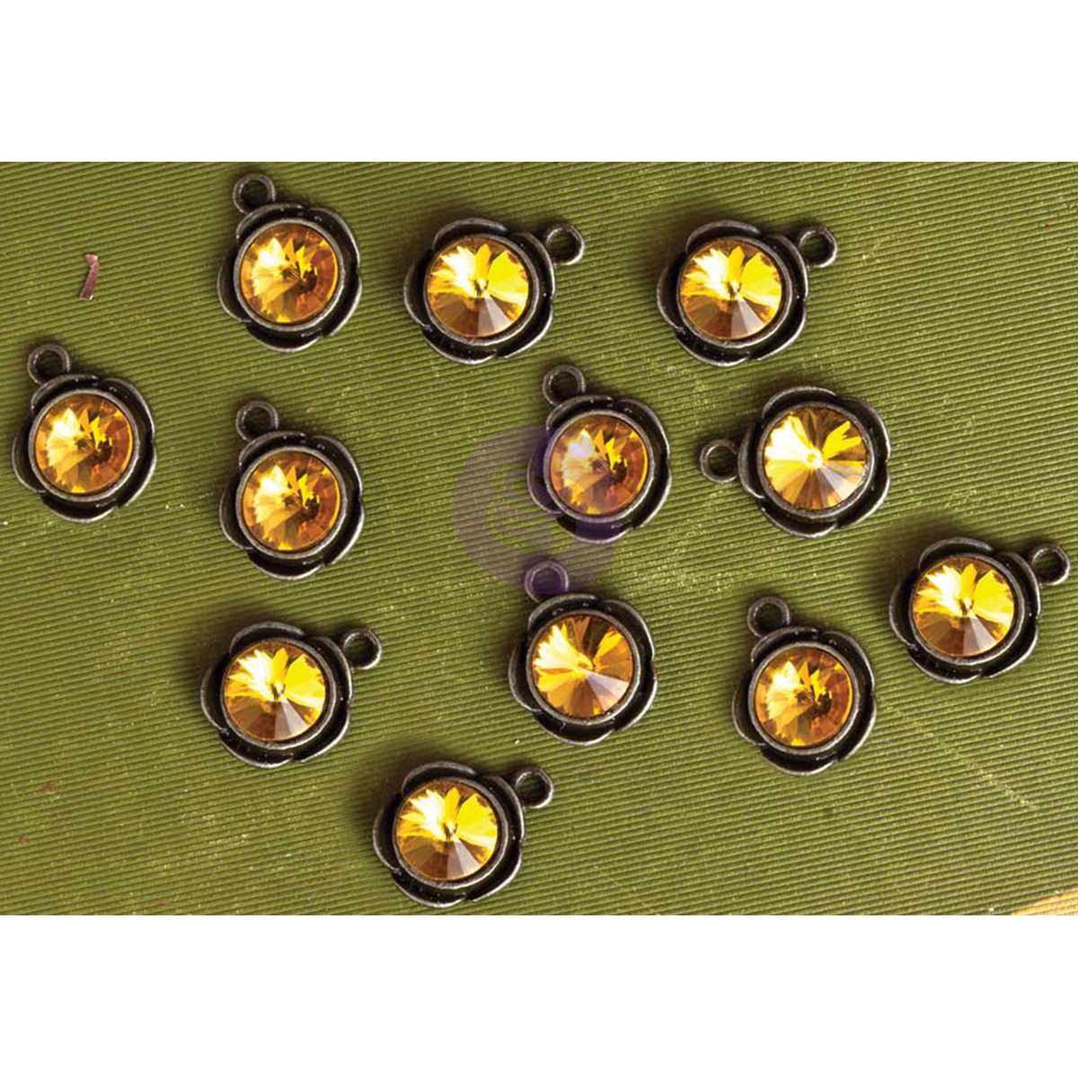 Prima Marketing Parisian Amber Stones Hardware