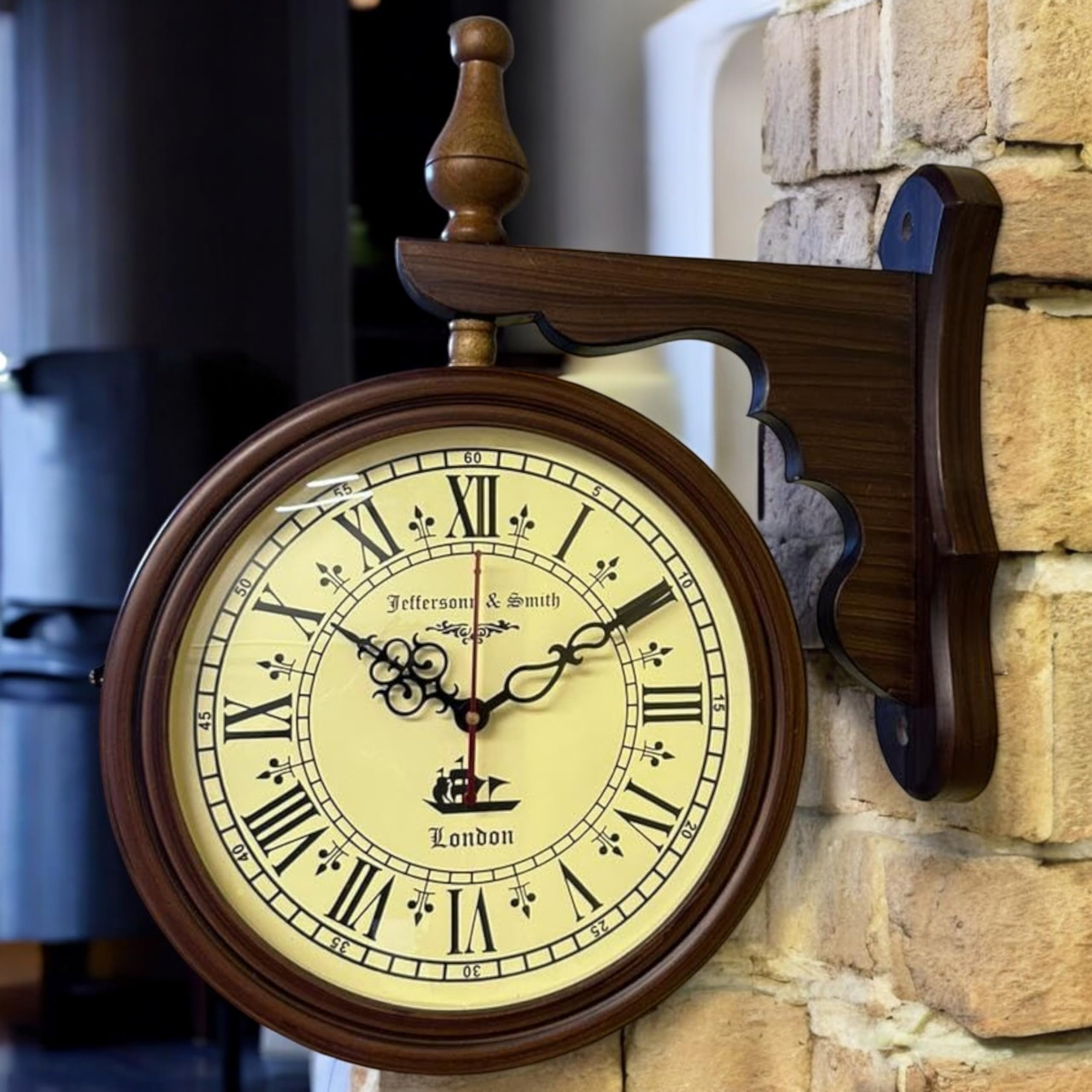 Slepsy Vintage Double-Sided Wall Clock - Antique Victorian Hanging Clock With Bracket, Silent Quartz Movement, Roman Numerals, R